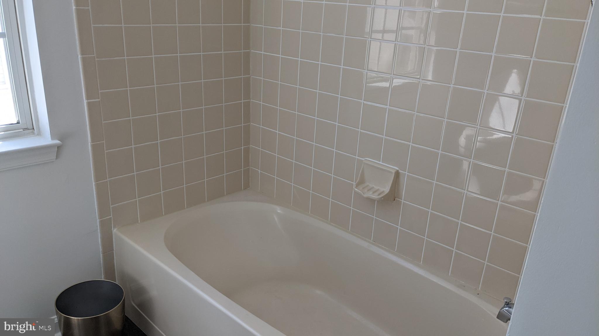 STRATFORD - Residential Lease