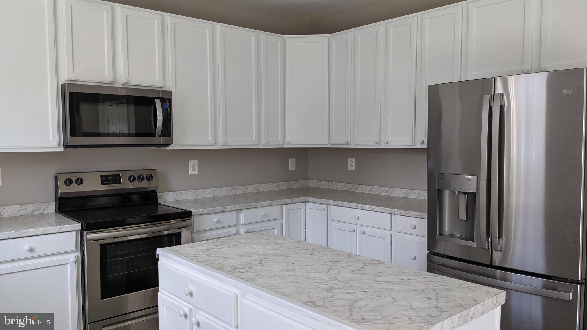 STRATFORD - Residential Lease