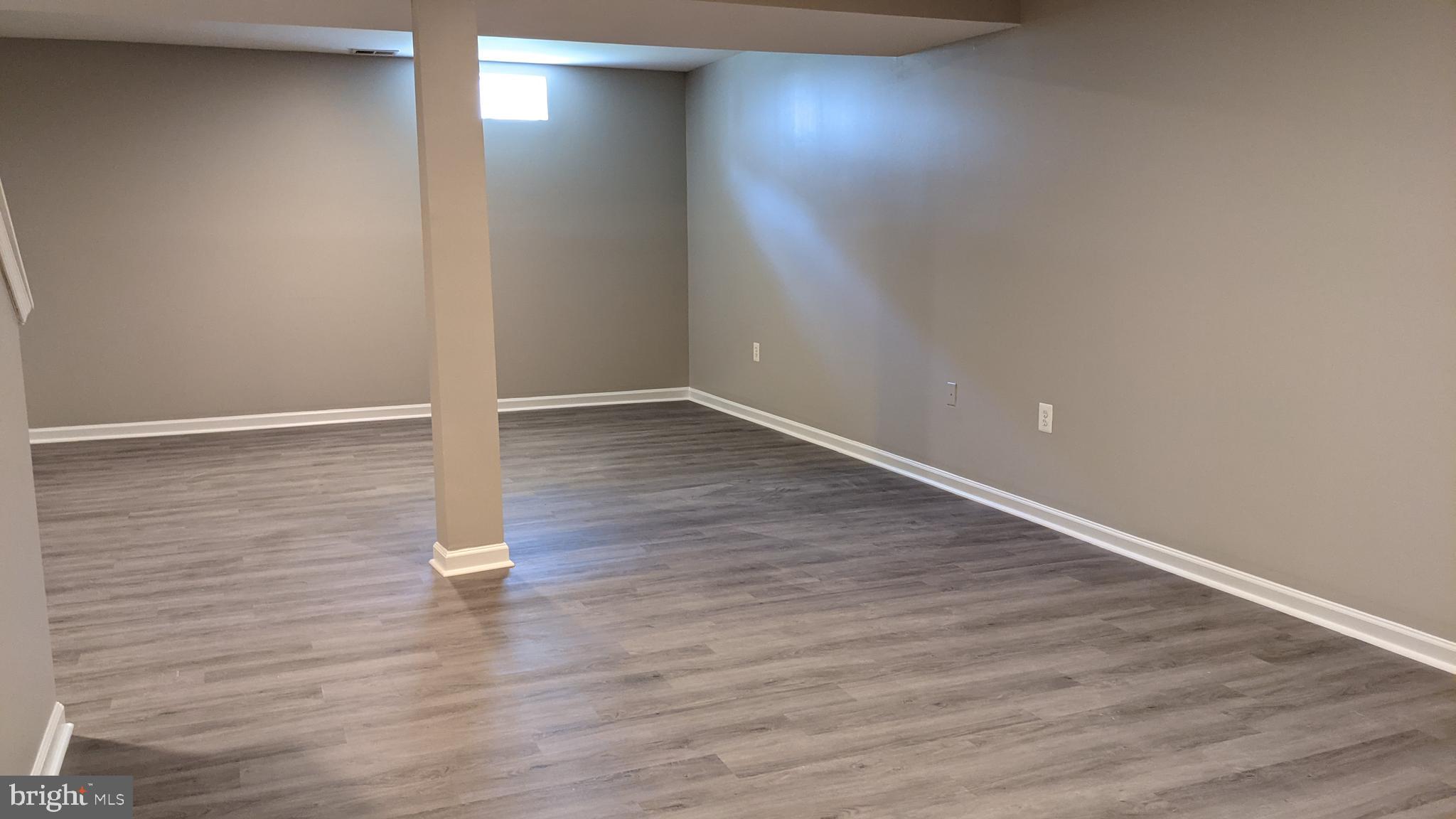 STRATFORD - Residential Lease