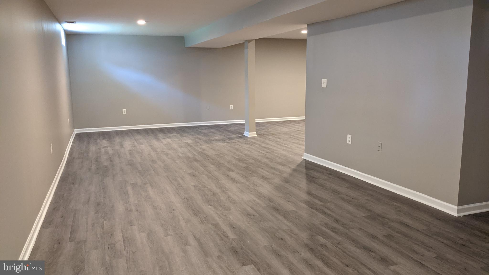 STRATFORD - Residential Lease