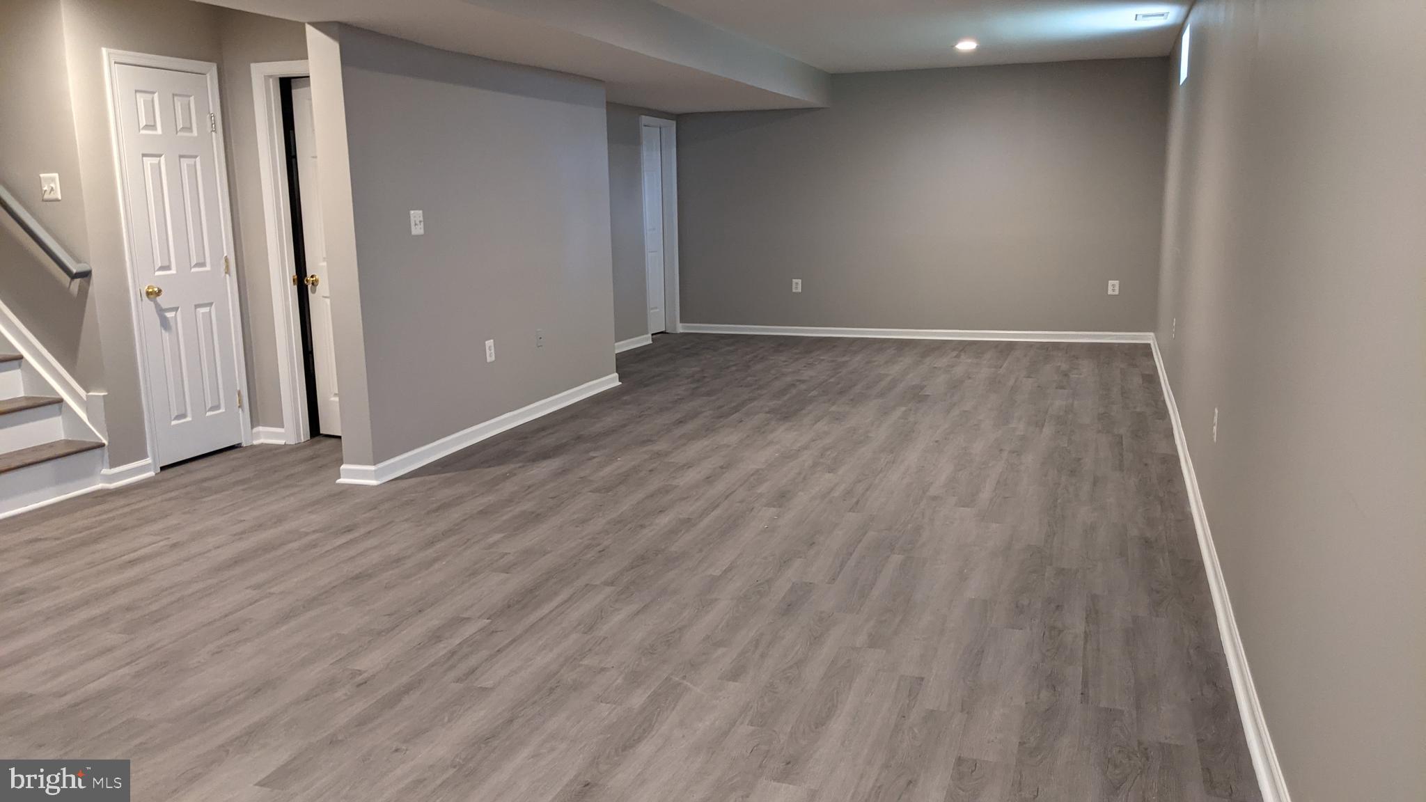 STRATFORD - Residential Lease