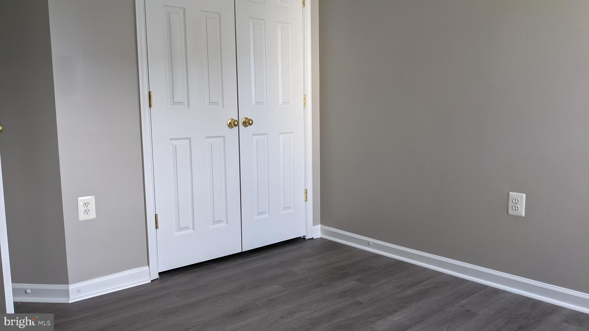 STRATFORD - Residential Lease