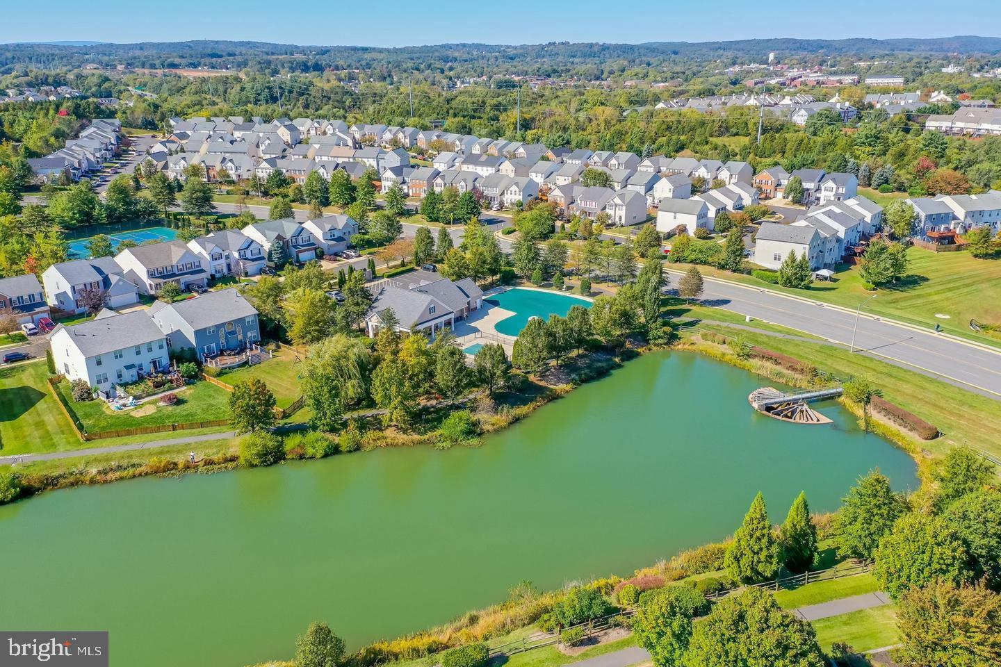 STRATFORD - Residential Lease