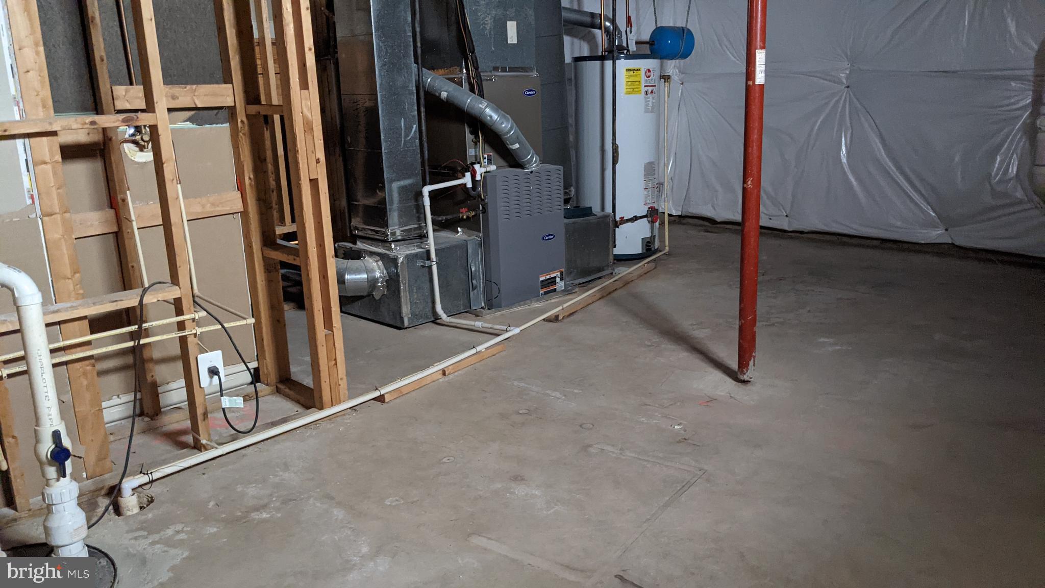 STRATFORD - Residential Lease