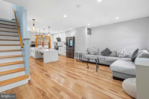 Townhouse For Sale - 1218 Mollbore Terrace<br/> PHILADELPHIA, PA 19148