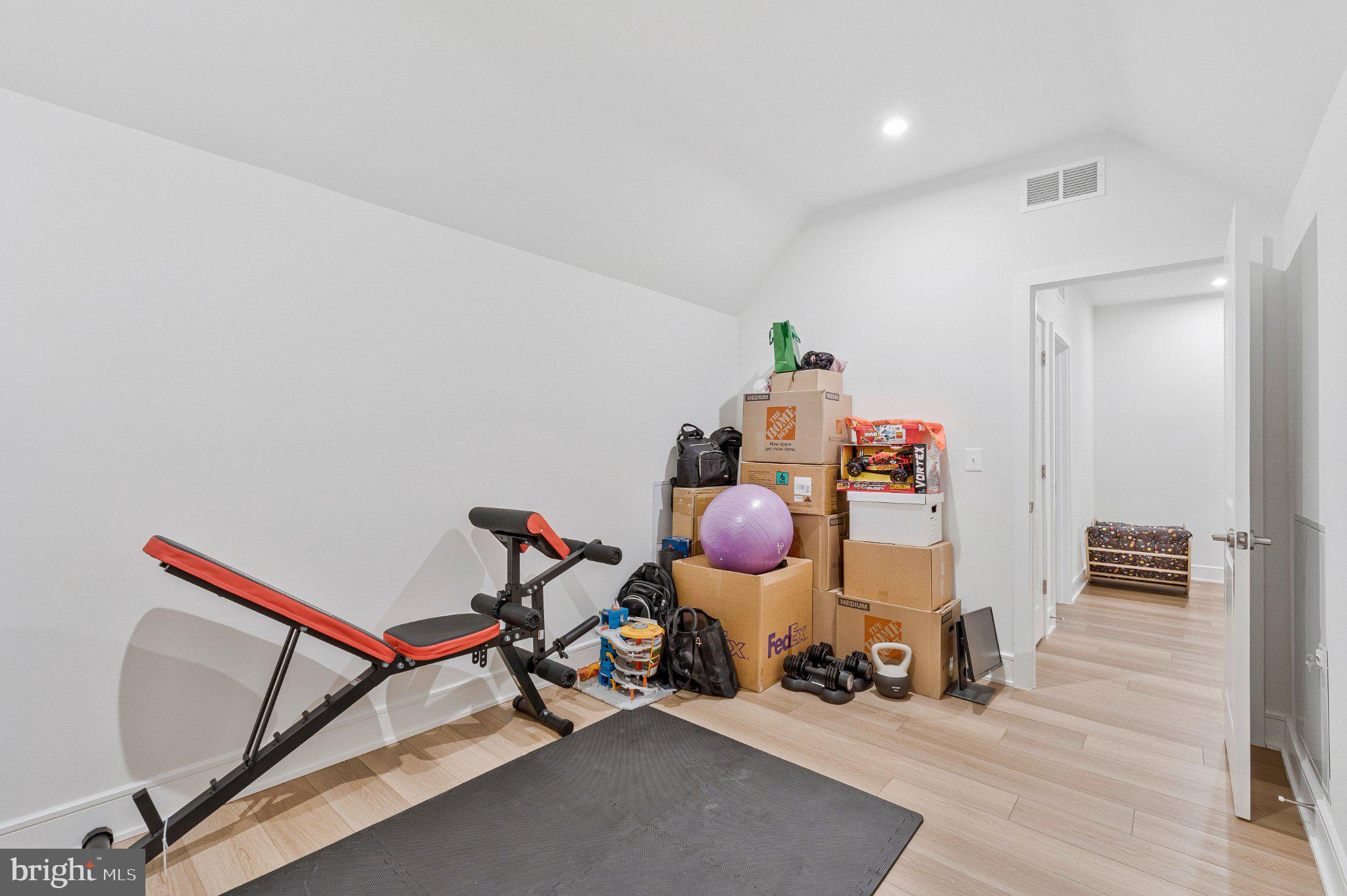 SOUTH 620 - Residential