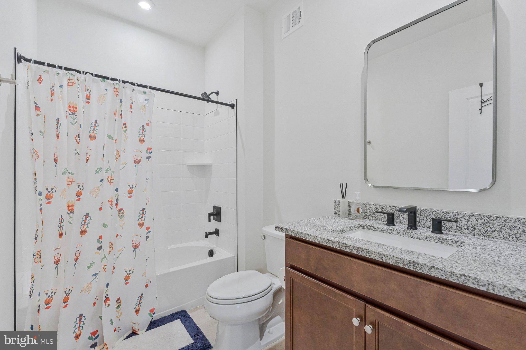 SOUTH 620 - Residential