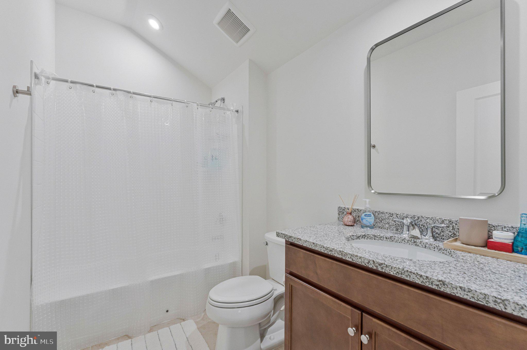 SOUTH 620 - Residential