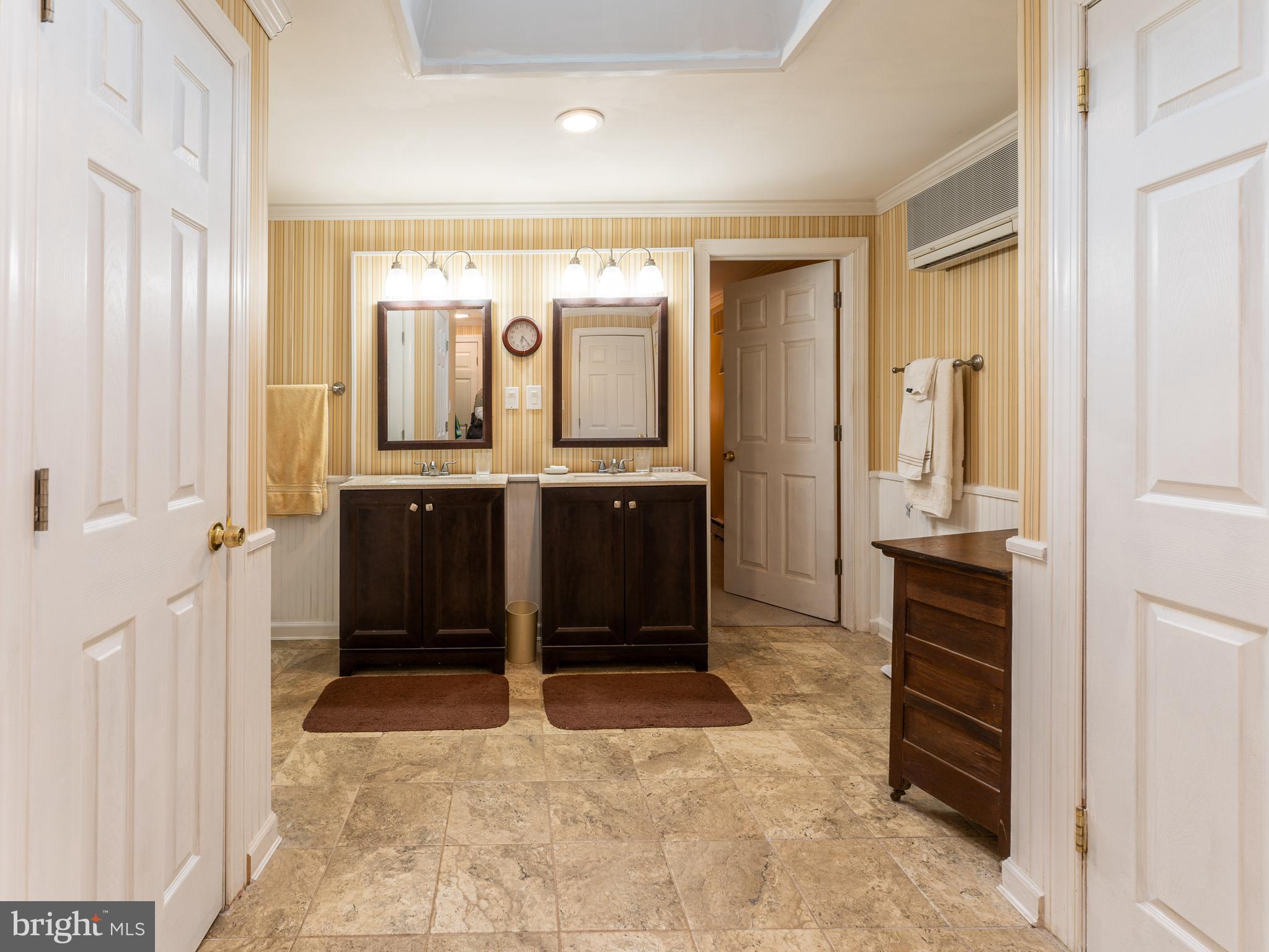 PHEASANT RUN - Residential