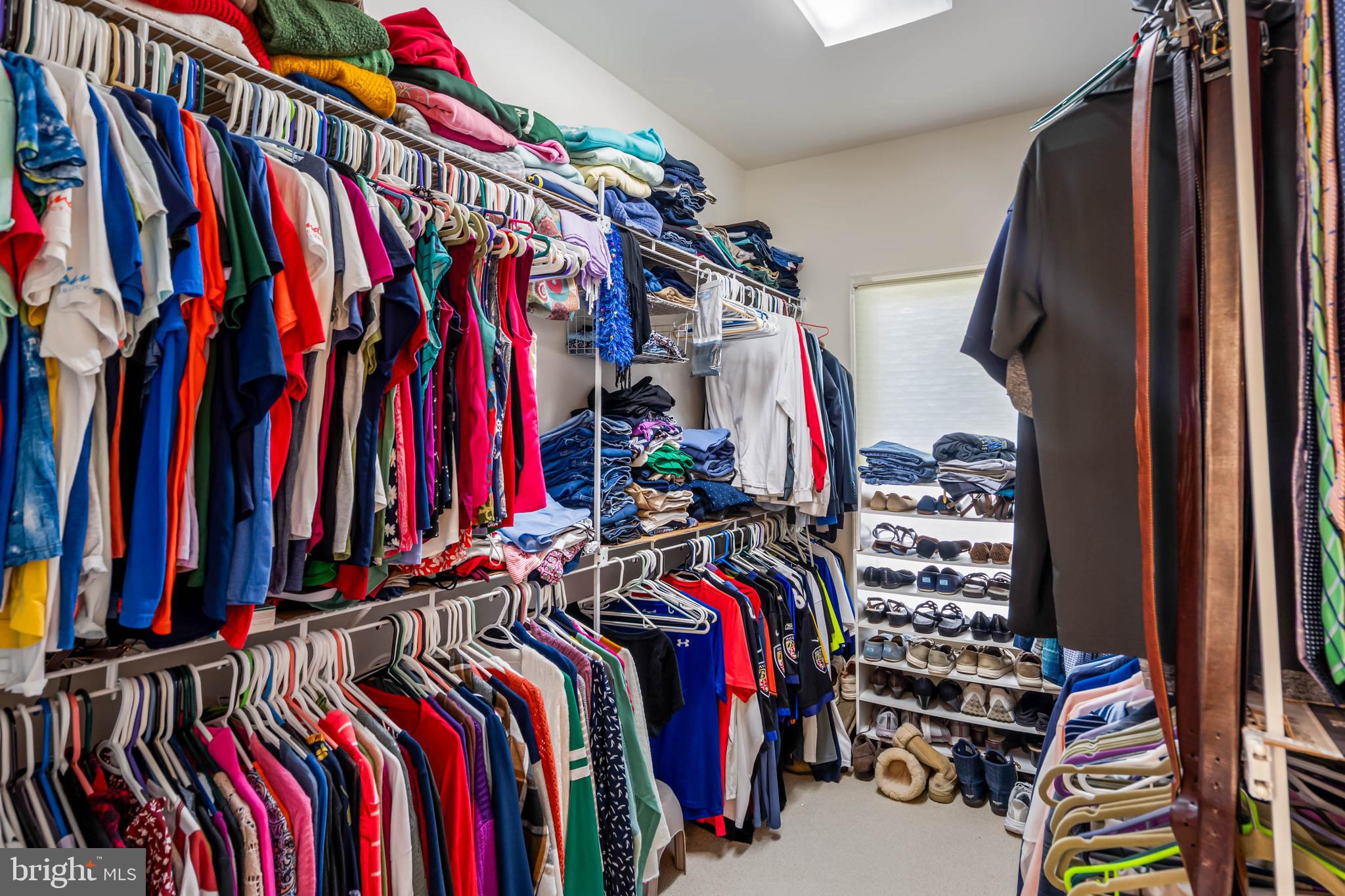 BAY COLONY - Residential