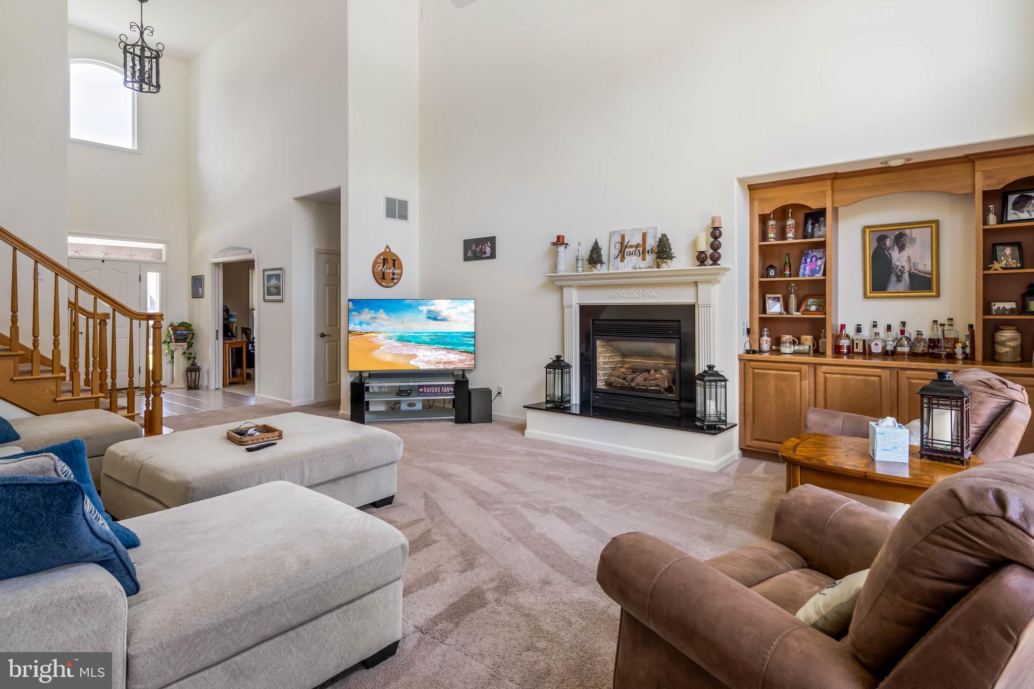 BAY COLONY - Residential