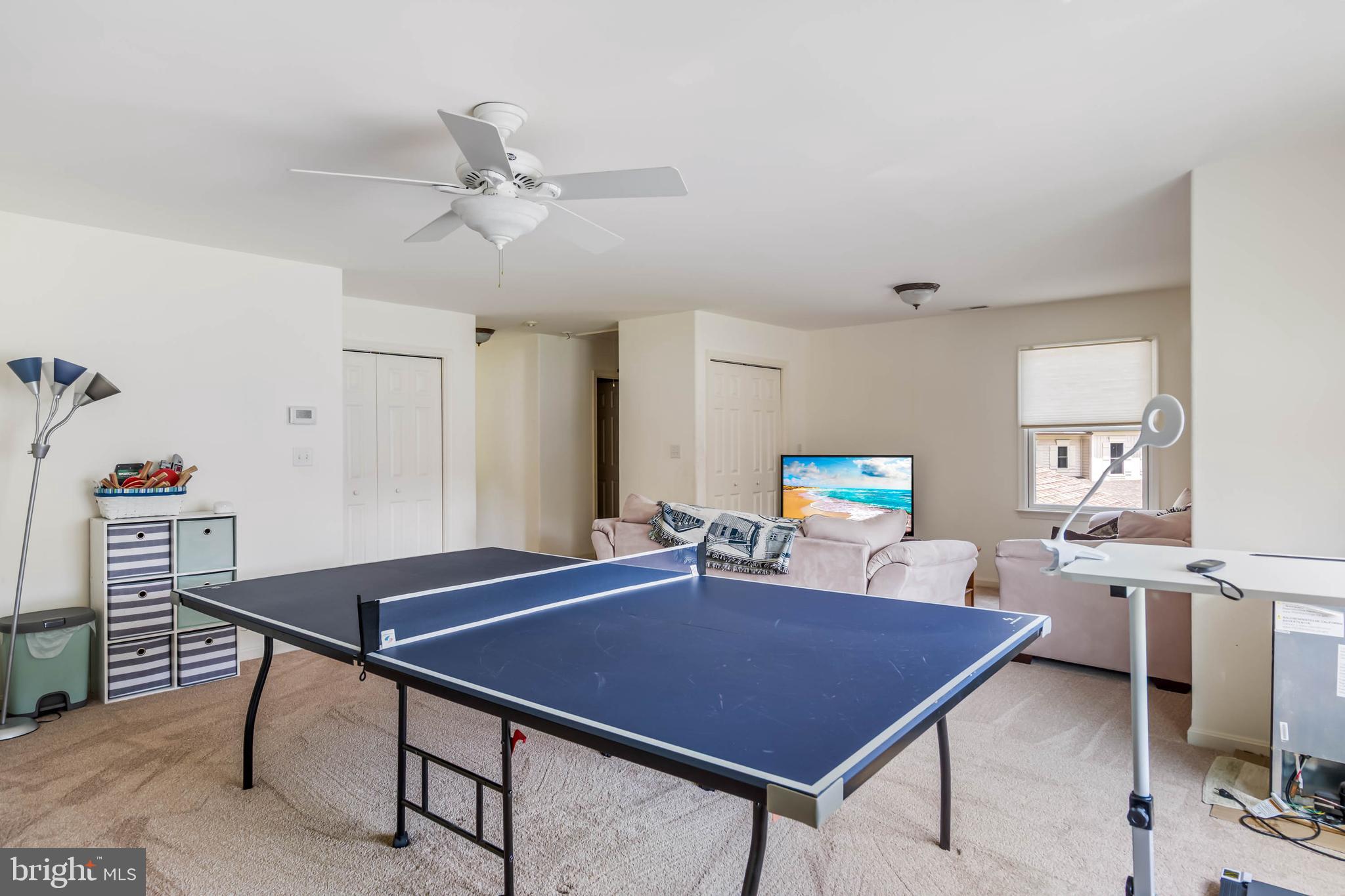 BAY COLONY - Residential