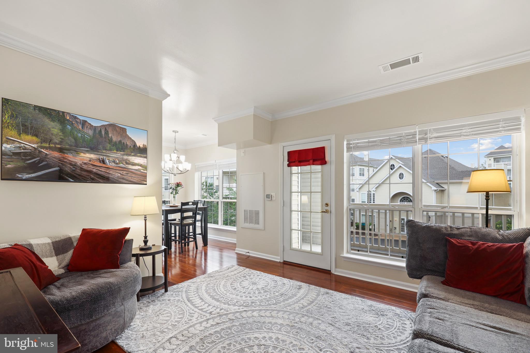 4561 STRUTFIELD LANE 3218