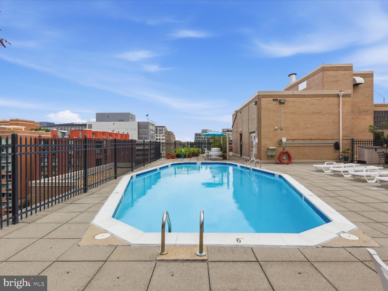 2201 L STREET NW 409