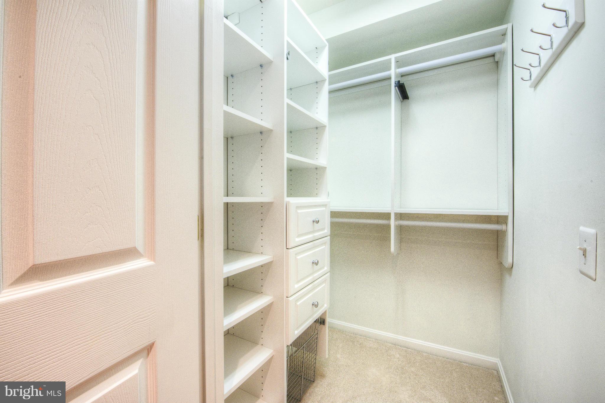 CEDAR LAKES - Residential