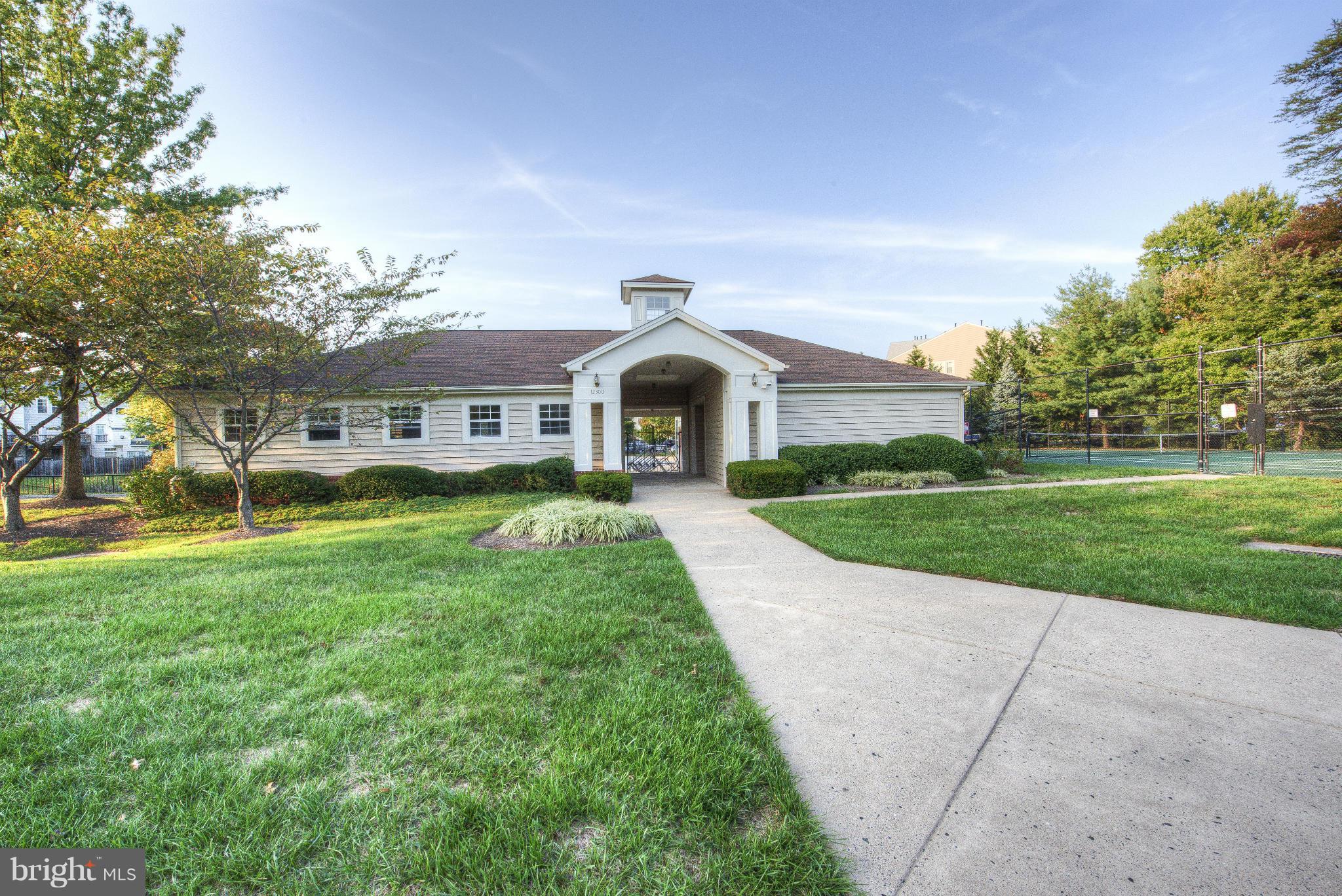 CEDAR LAKES - Residential