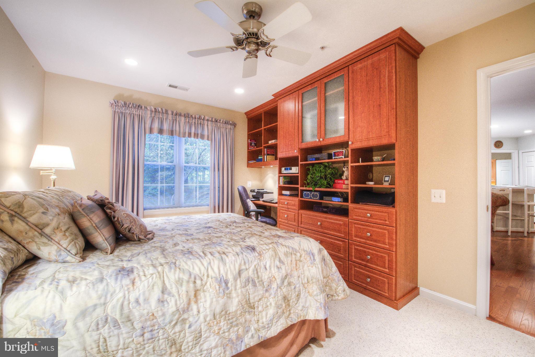 CEDAR LAKES - Residential