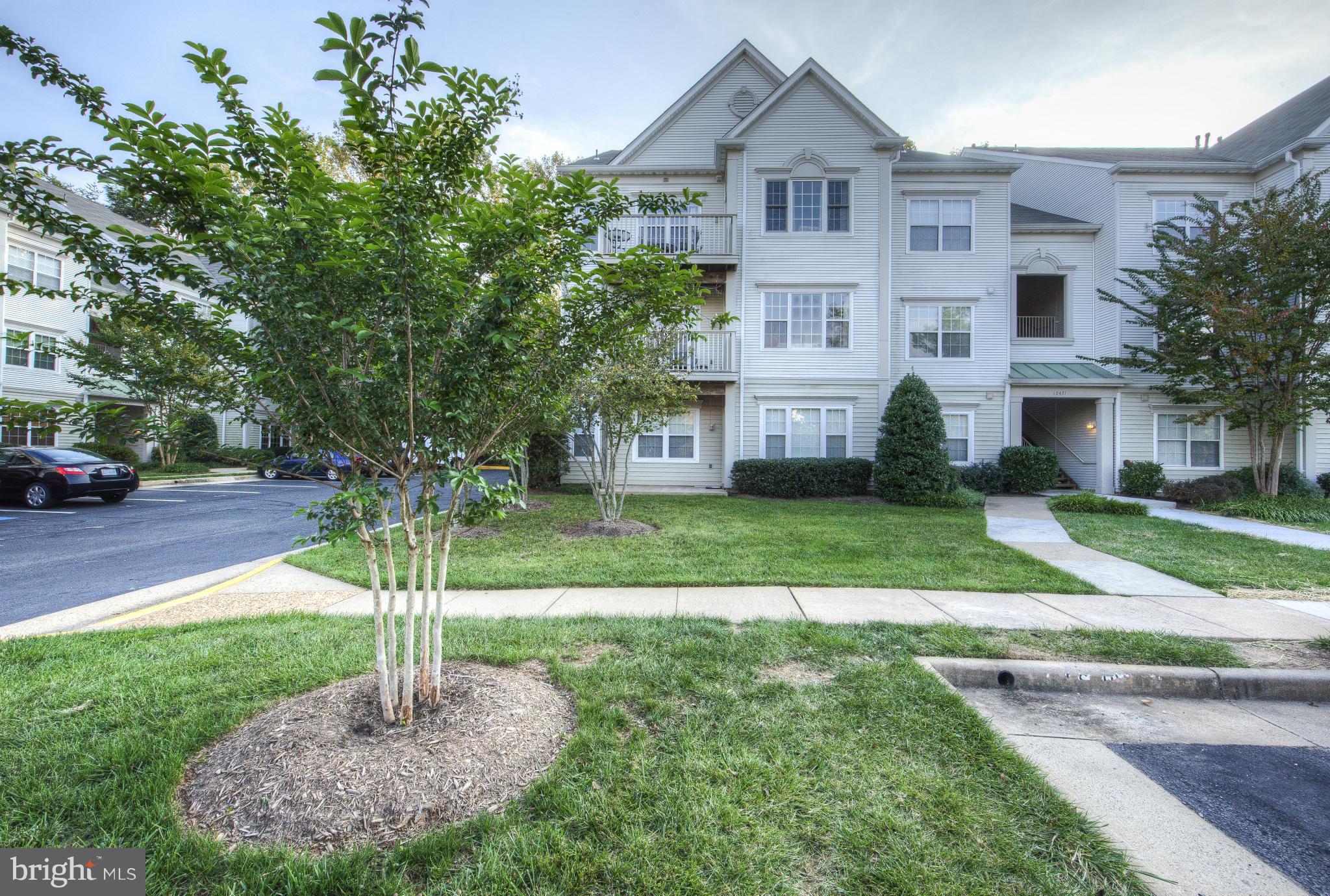 CEDAR LAKES - Residential