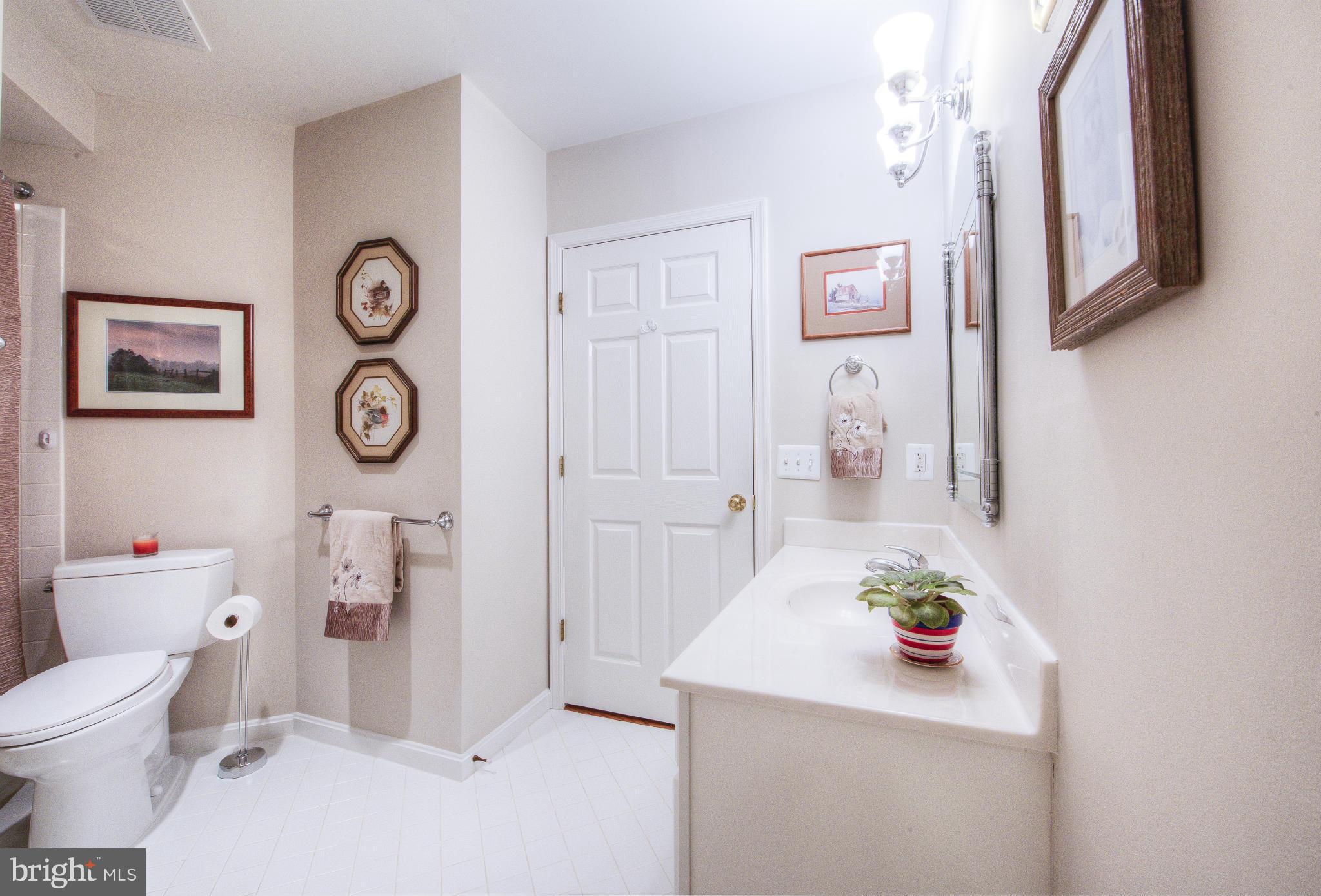 CEDAR LAKES - Residential