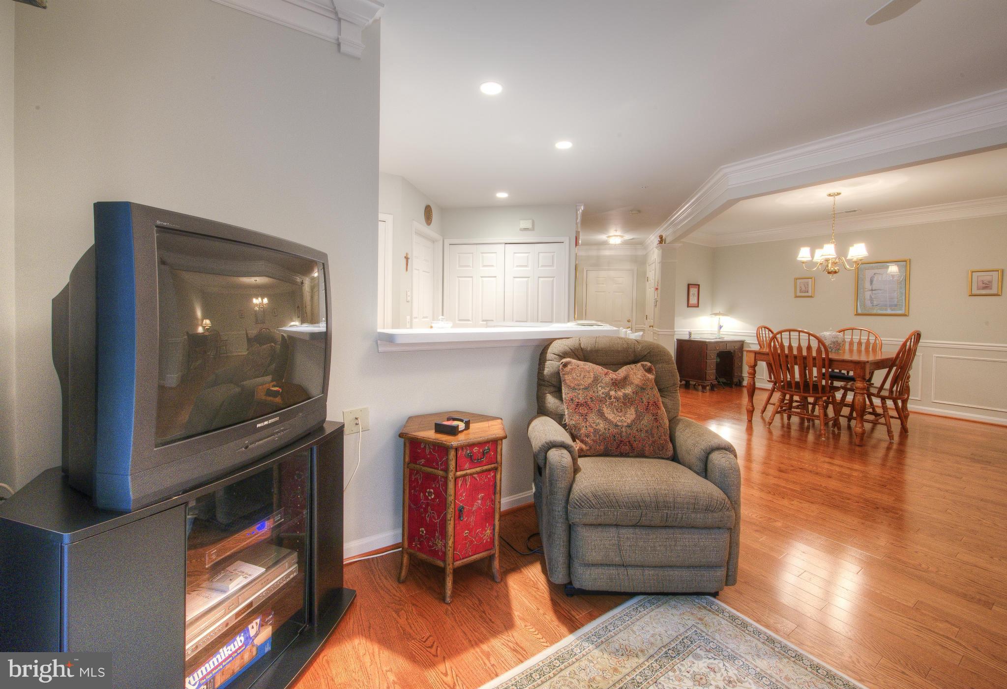 CEDAR LAKES - Residential