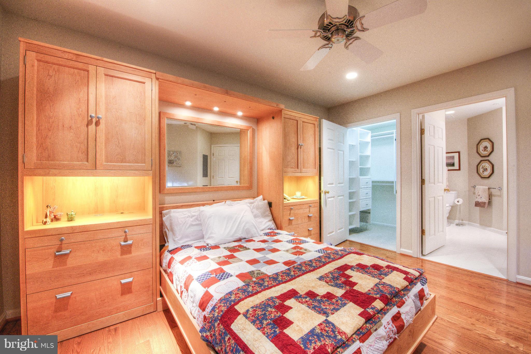 CEDAR LAKES - Residential