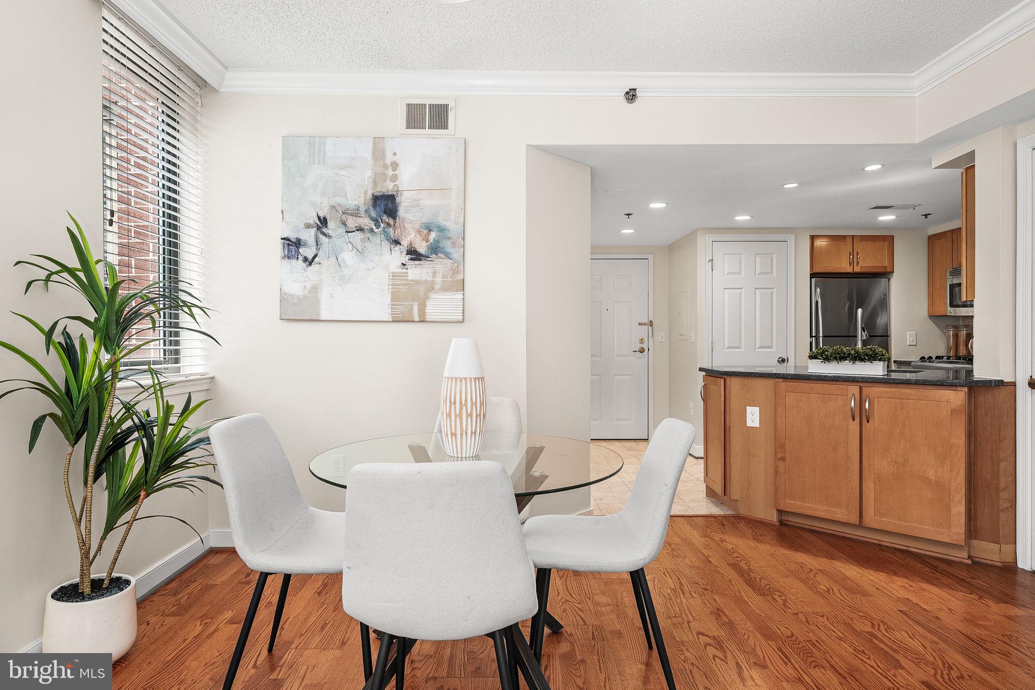 1045 N UTAH STREET 2-501