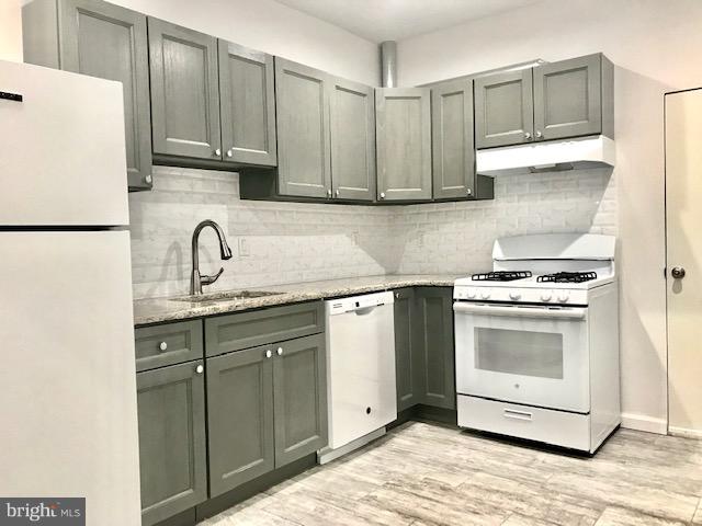 SOUTH KENSINGTON - Residential Lease