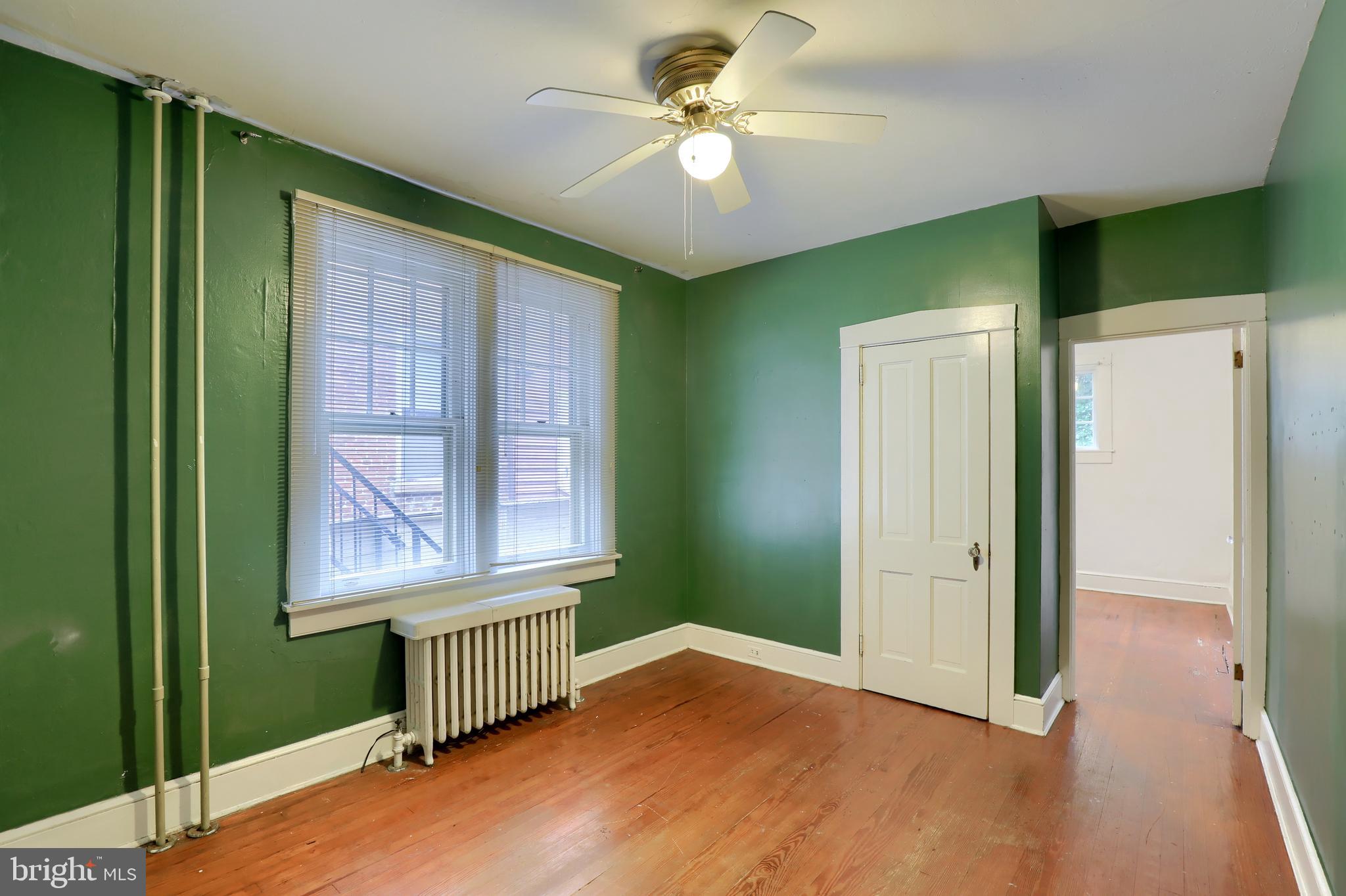 CHESTNUT HILL - Residential Income