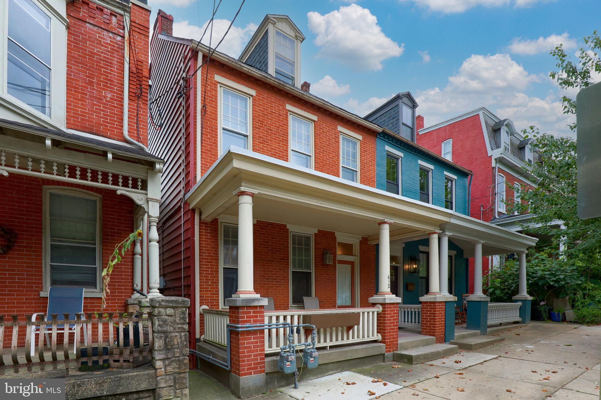 CHESTNUT HILL - Residential Income