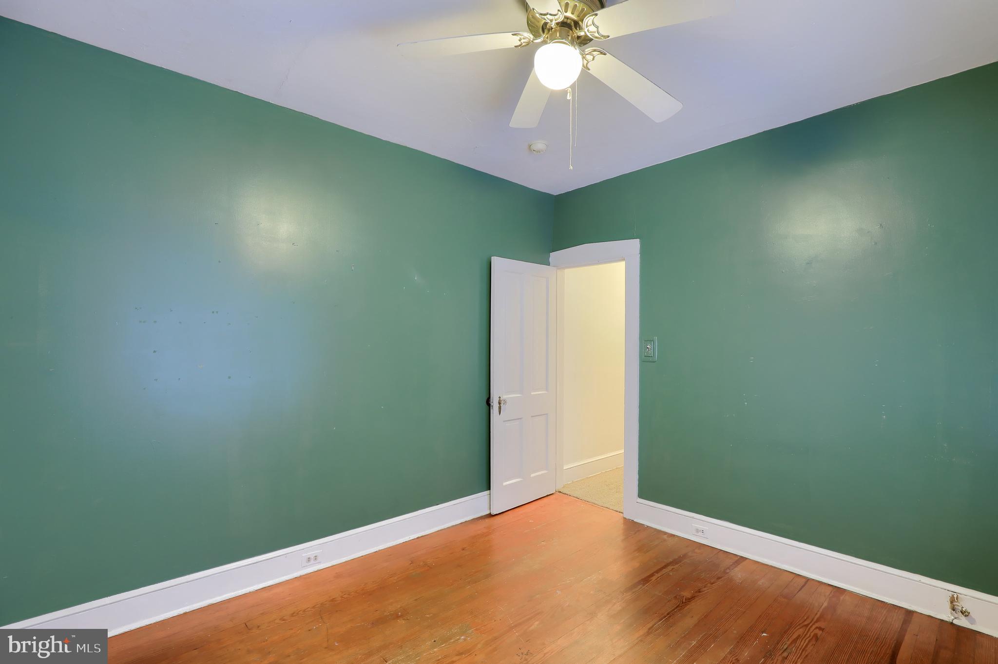 CHESTNUT HILL - Residential Income