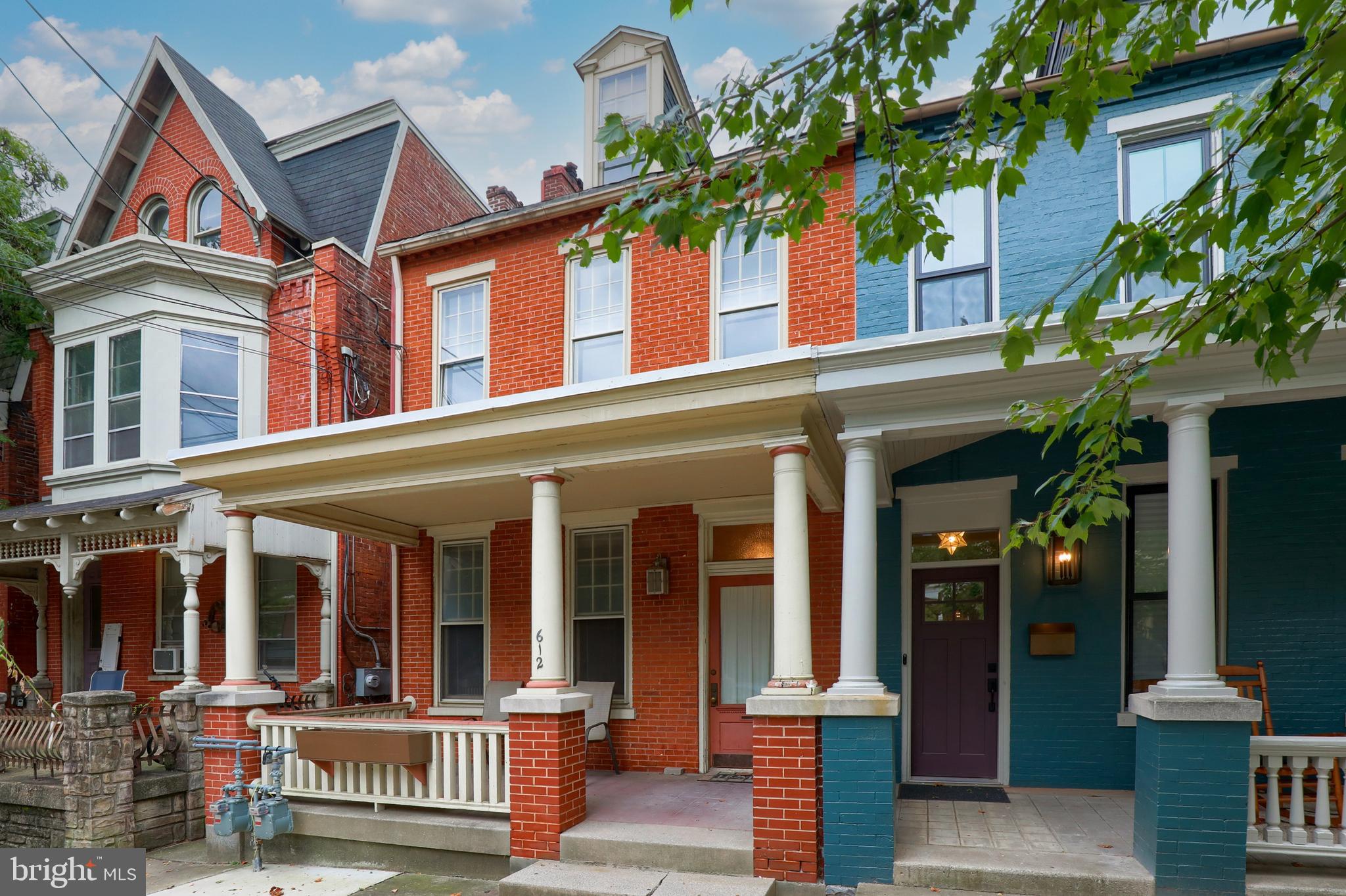 CHESTNUT HILL - Residential Income