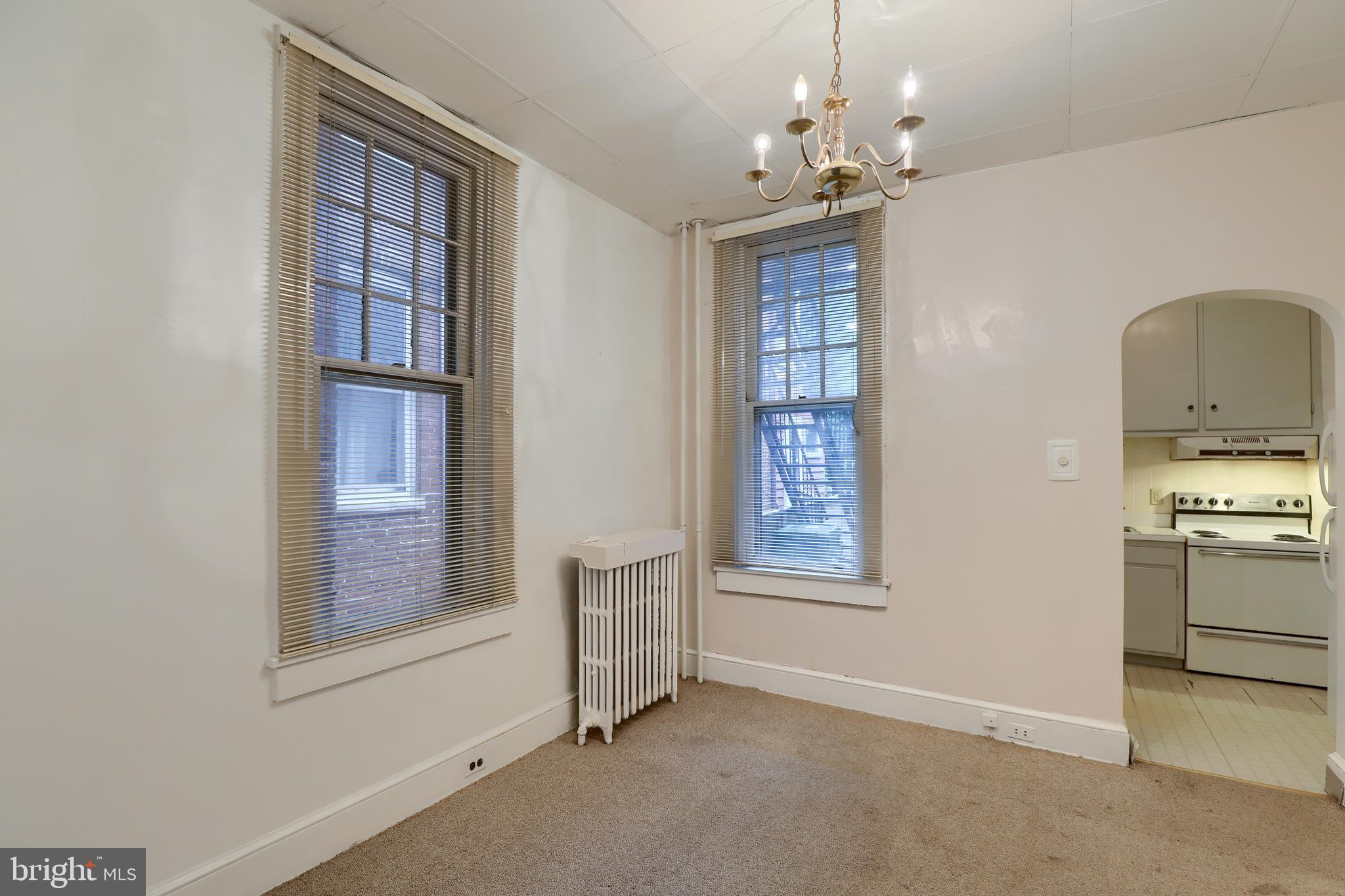 CHESTNUT HILL - Residential Income