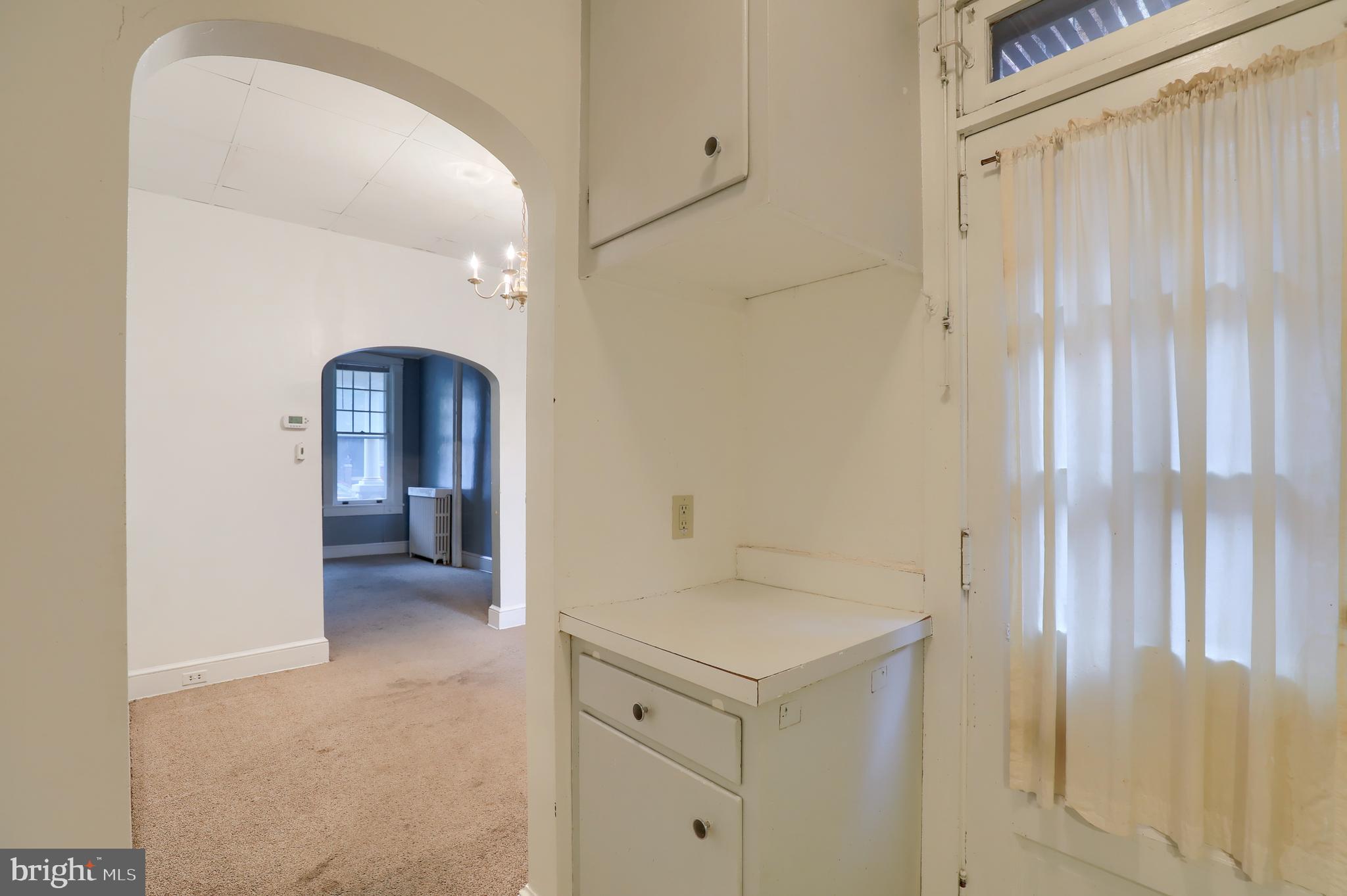 CHESTNUT HILL - Residential Income