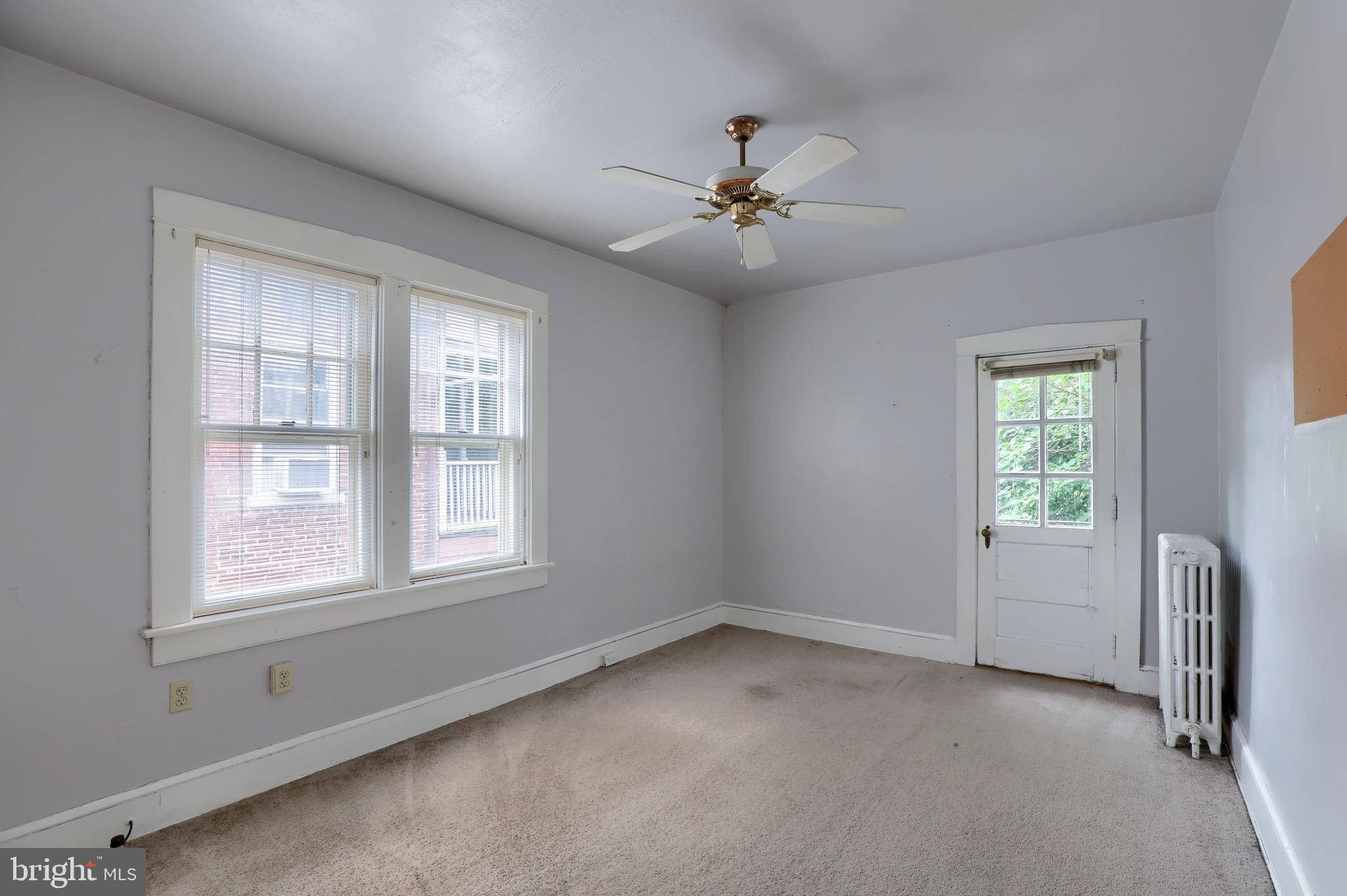 CHESTNUT HILL - Residential Income