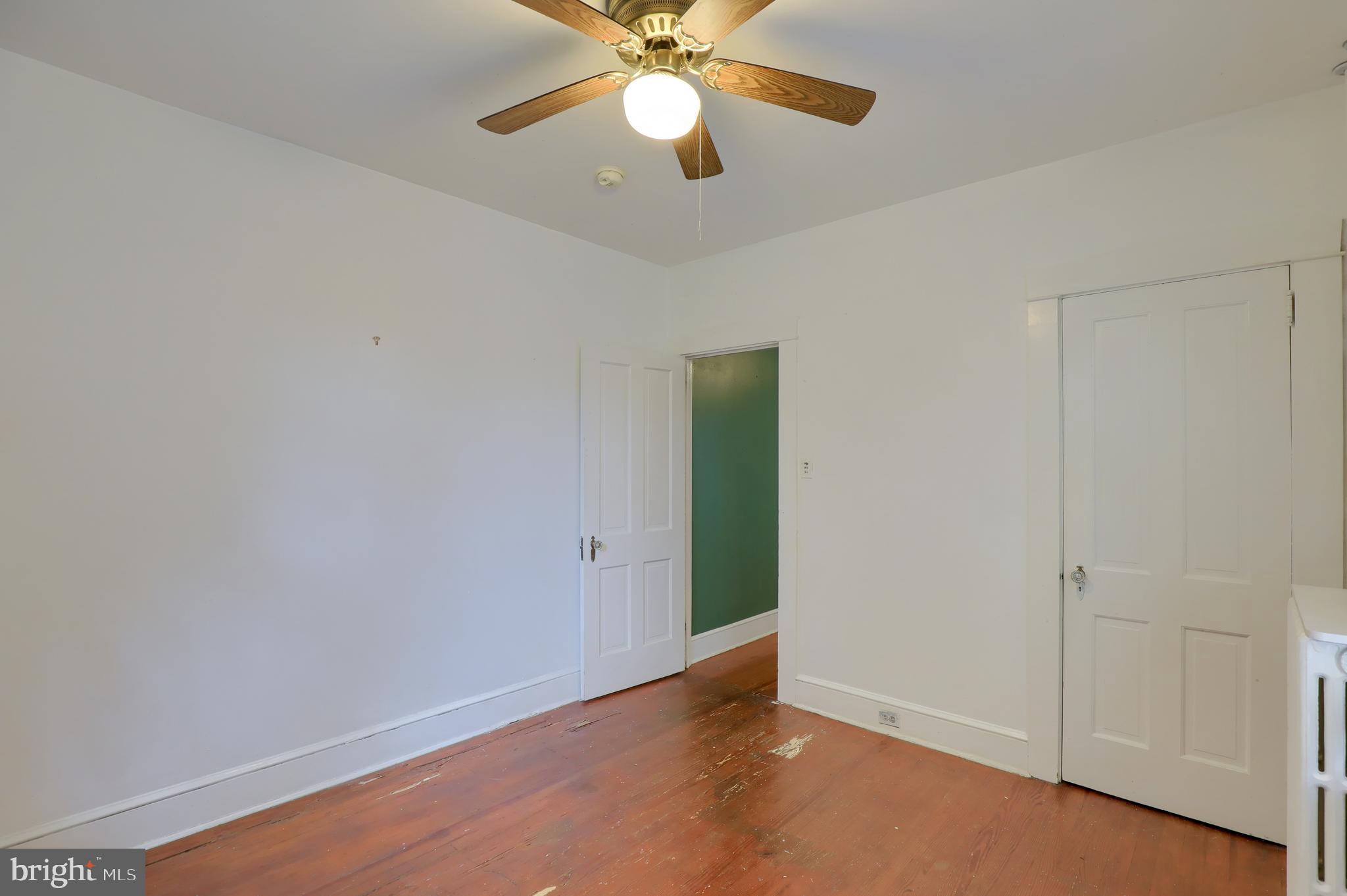 CHESTNUT HILL - Residential Income