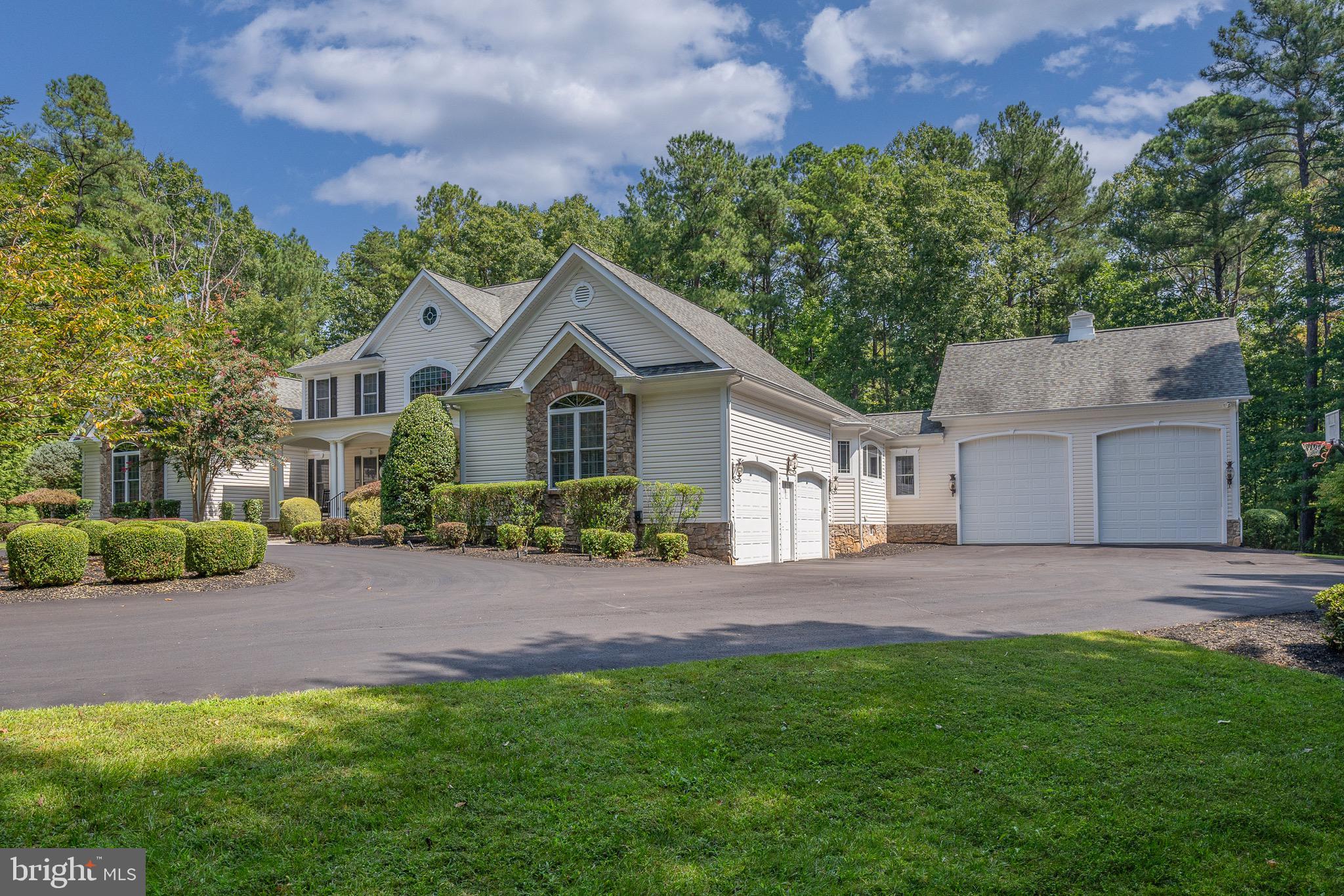 FAWN LAKE - Residential