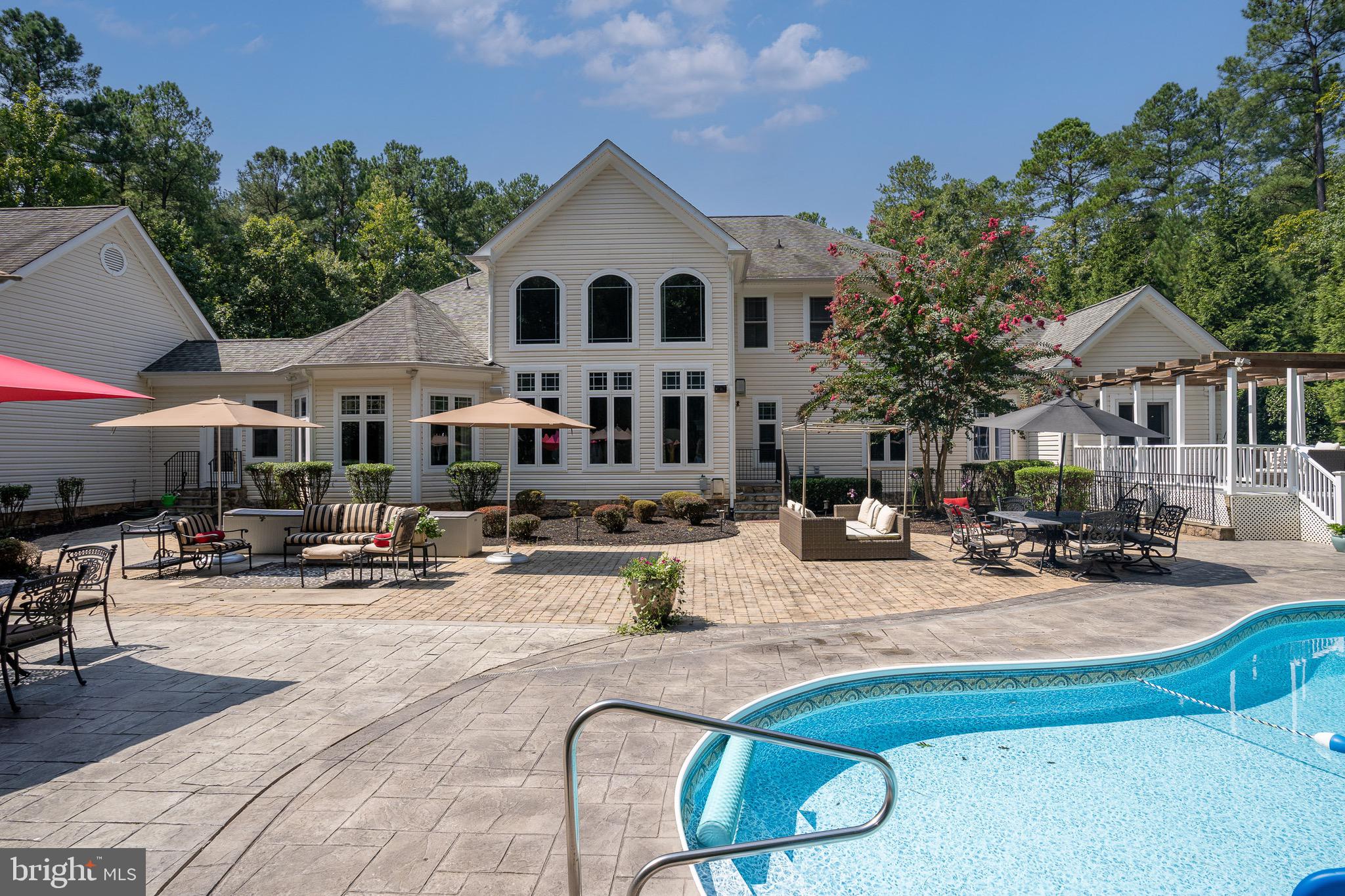 FAWN LAKE - Residential