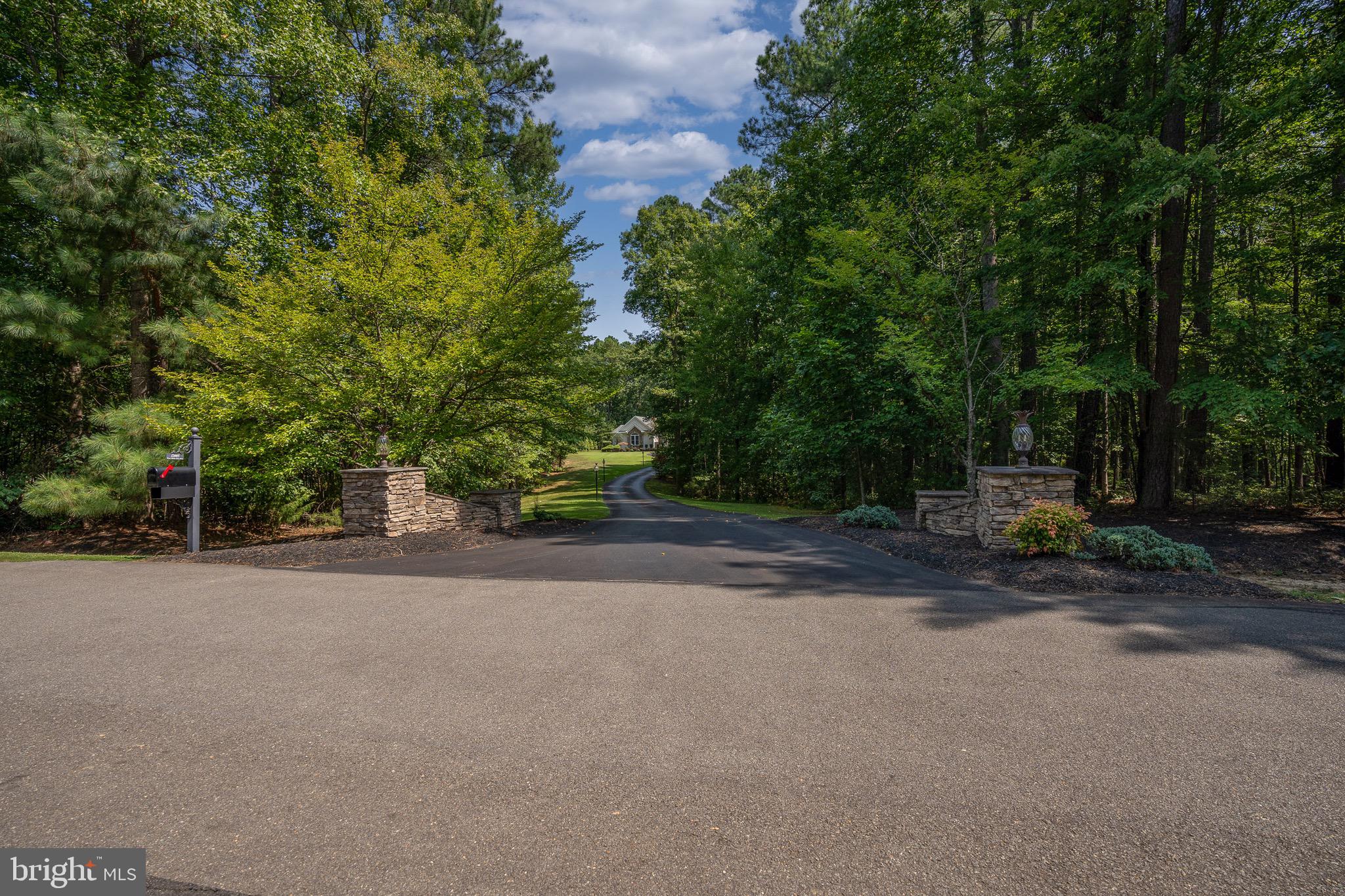 FAWN LAKE - Residential