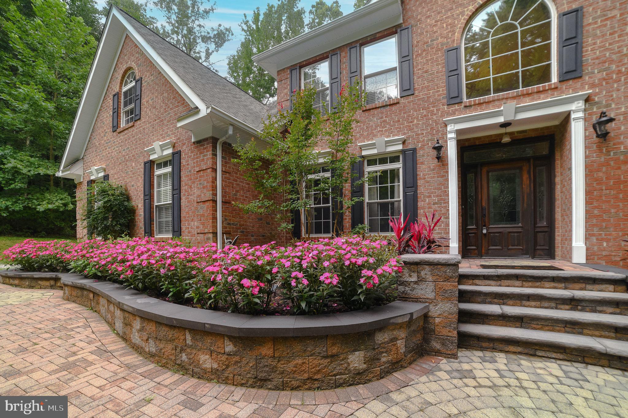 DOBBINS FARM - Residential