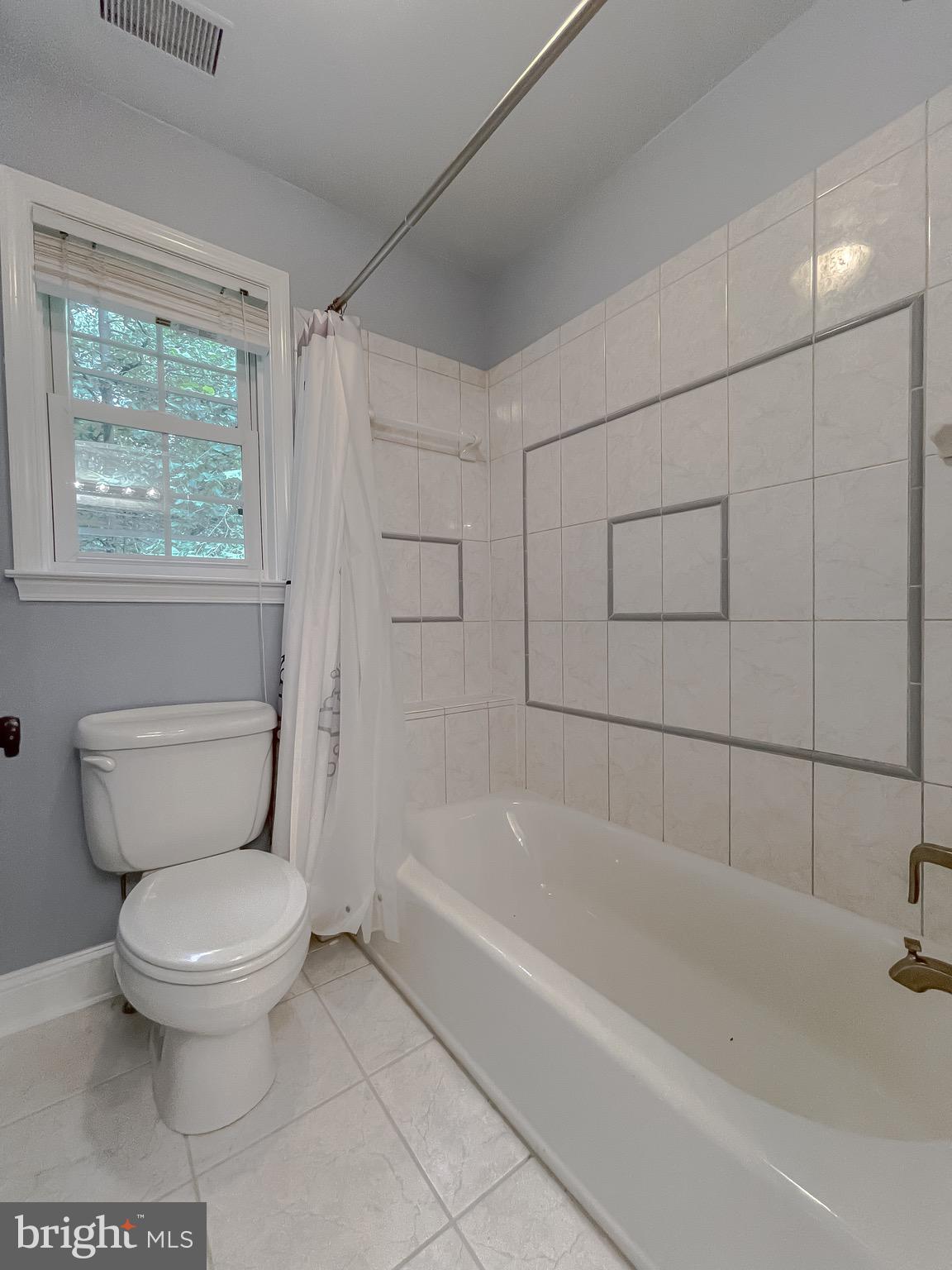 DOBBINS FARM - Residential