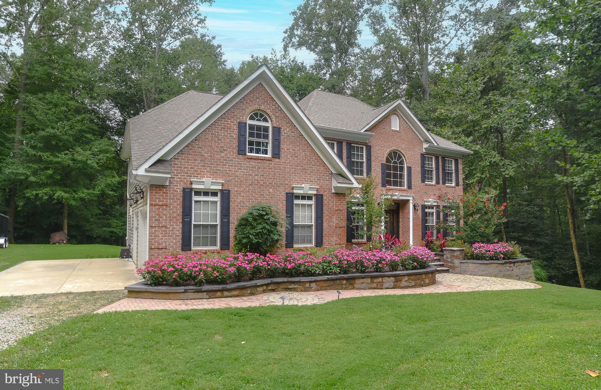 DOBBINS FARM - Residential