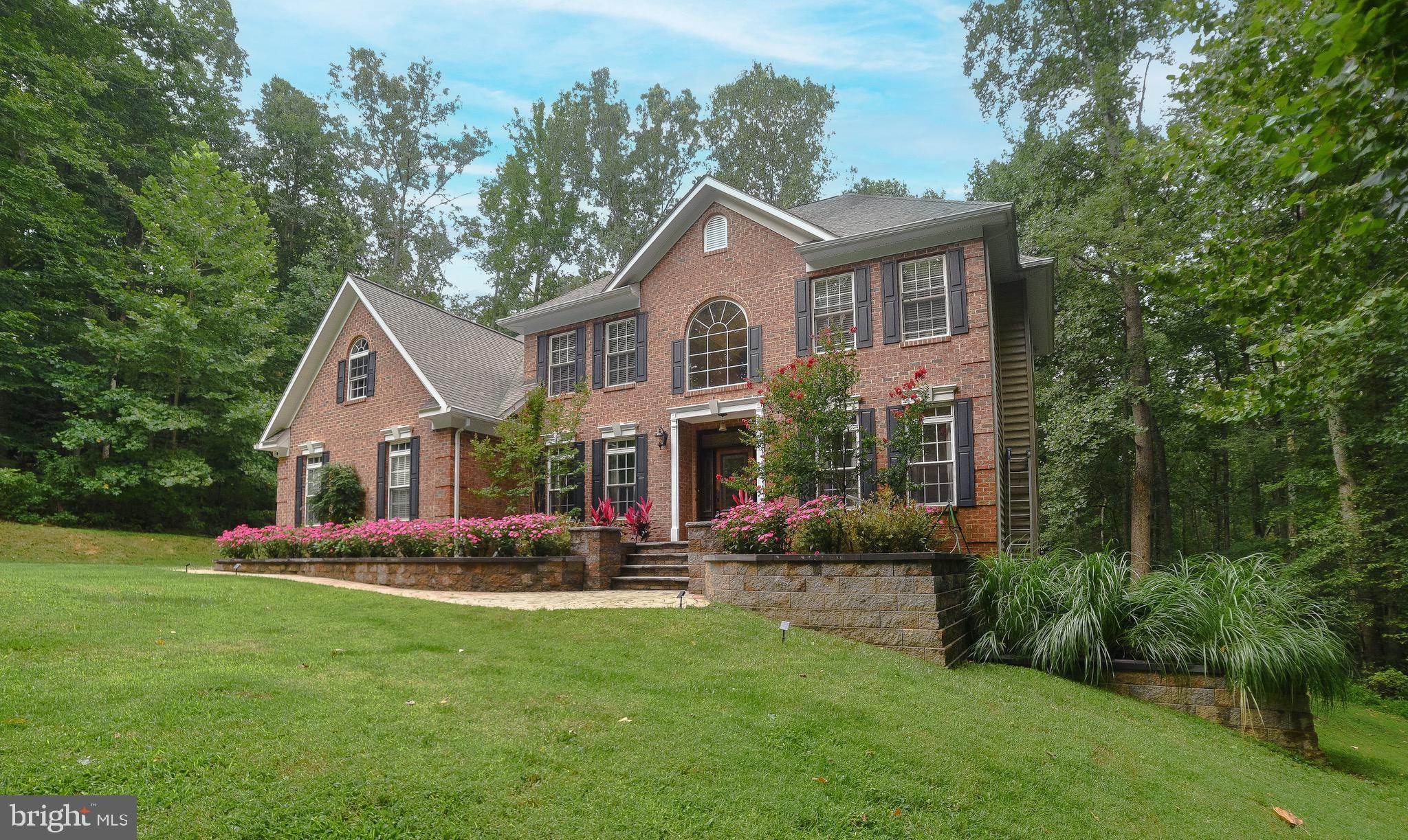DOBBINS FARM - Residential