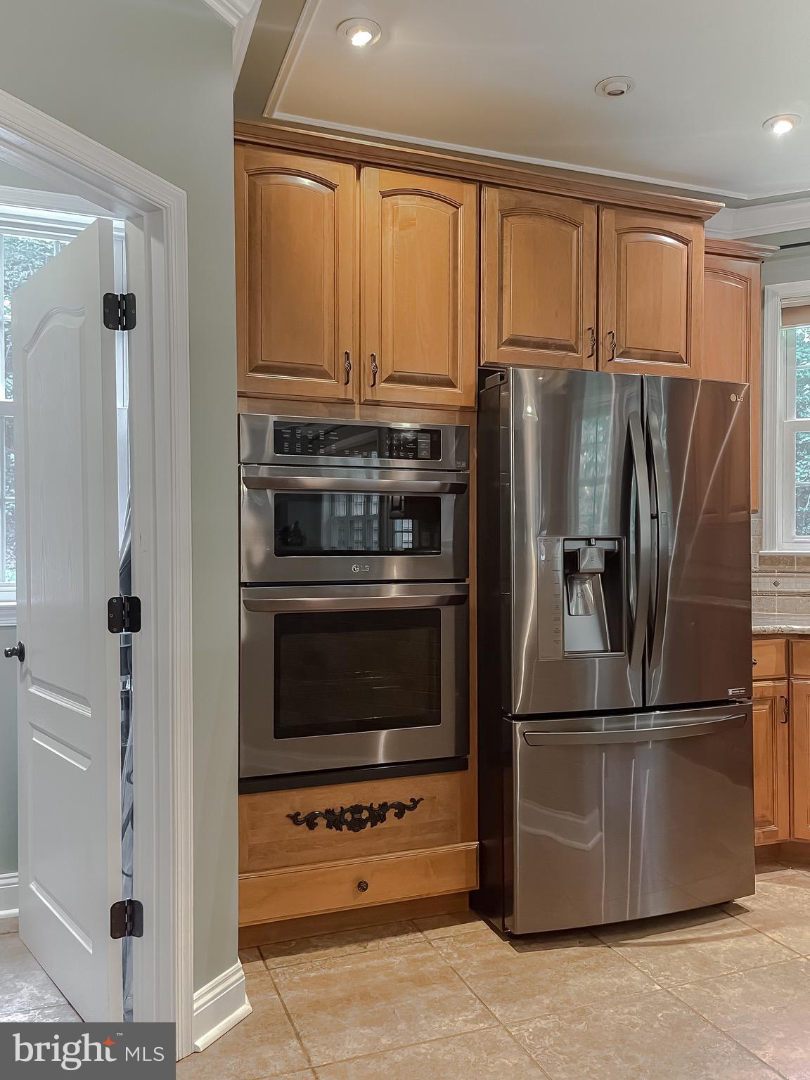 DOBBINS FARM - Residential