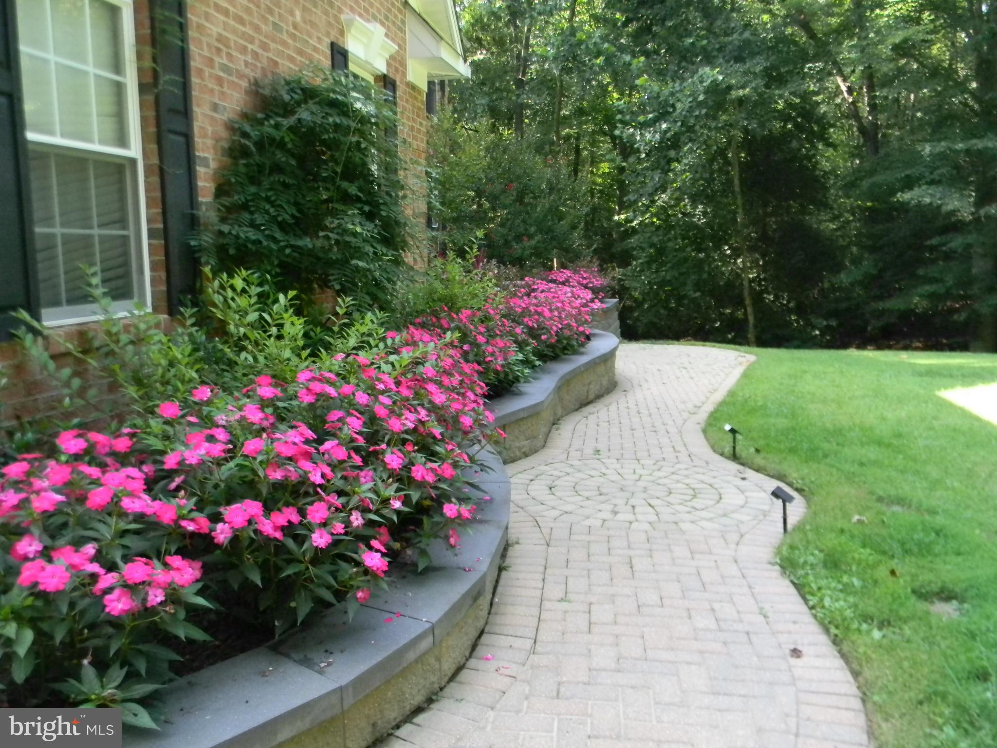 DOBBINS FARM - Residential