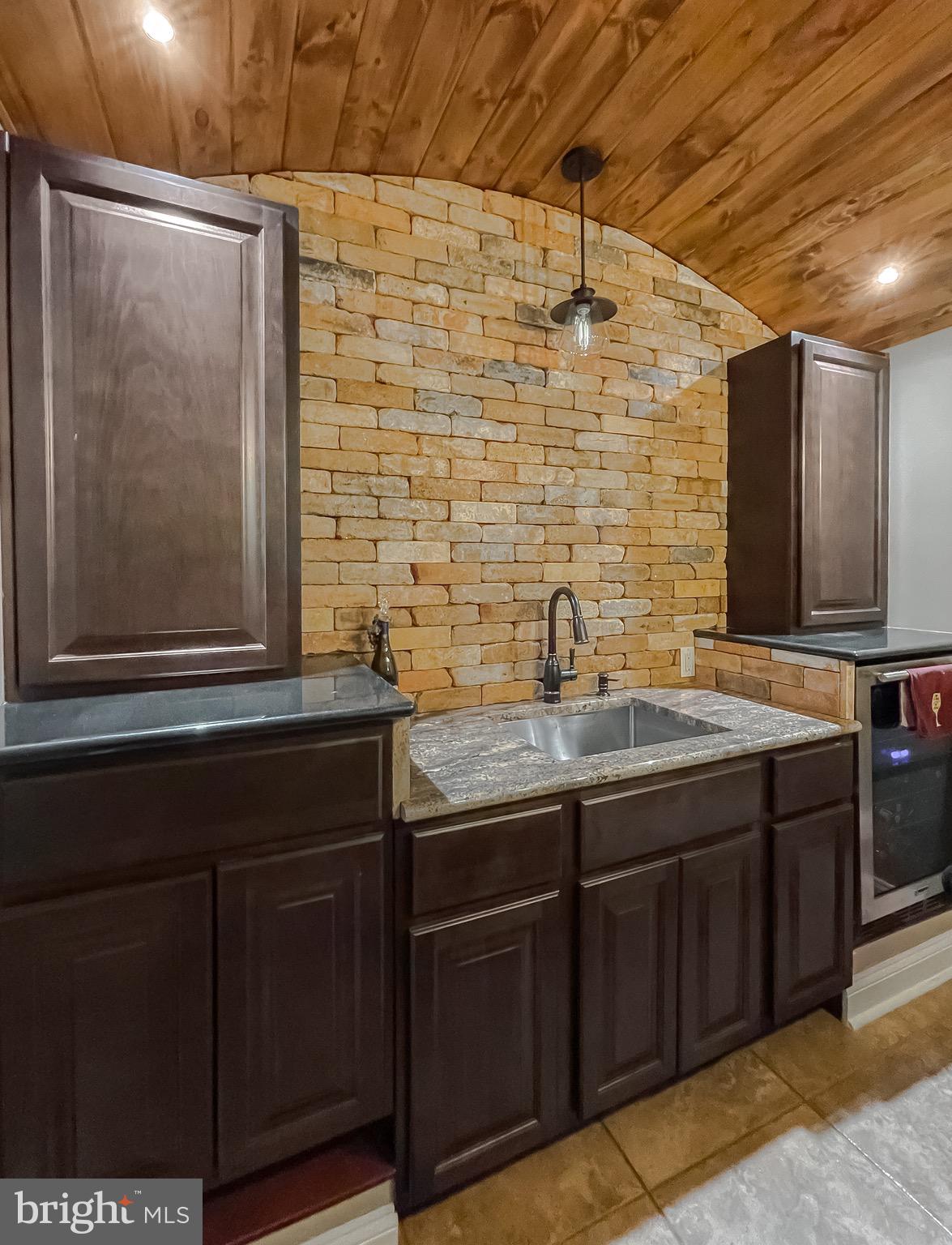 DOBBINS FARM - Residential