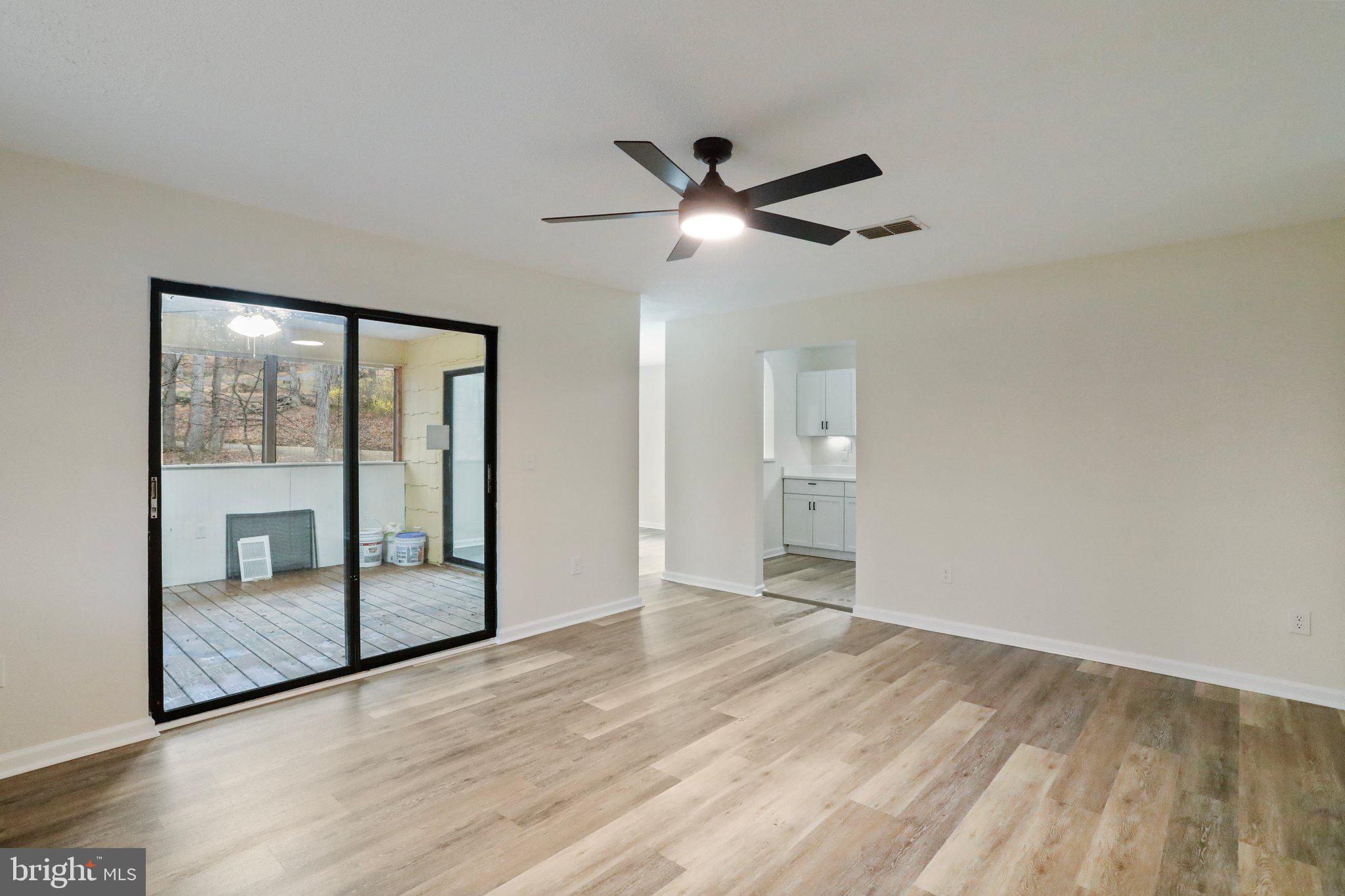 SLEEPY HOLLOW - Residential