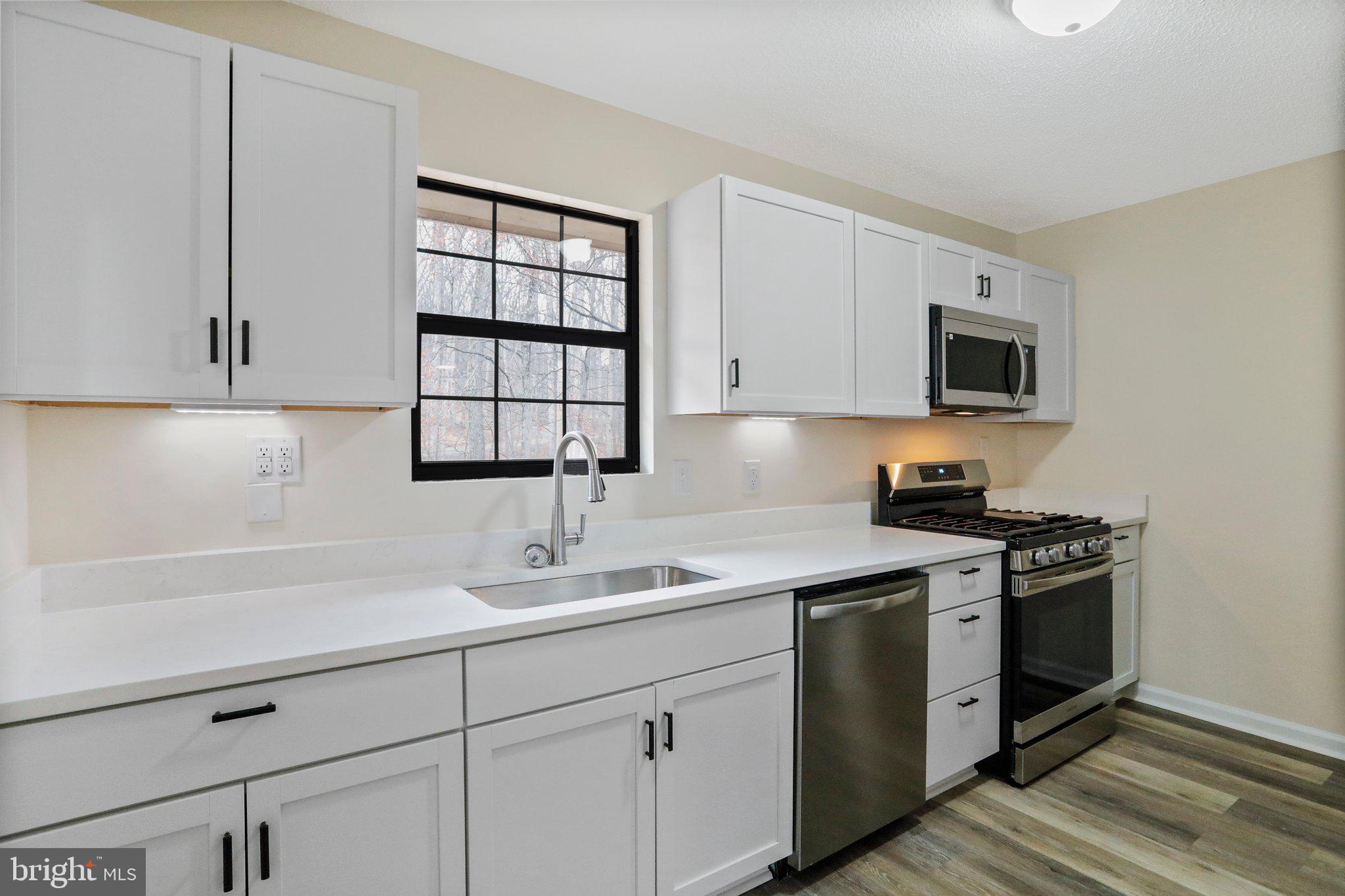 SLEEPY HOLLOW - Residential