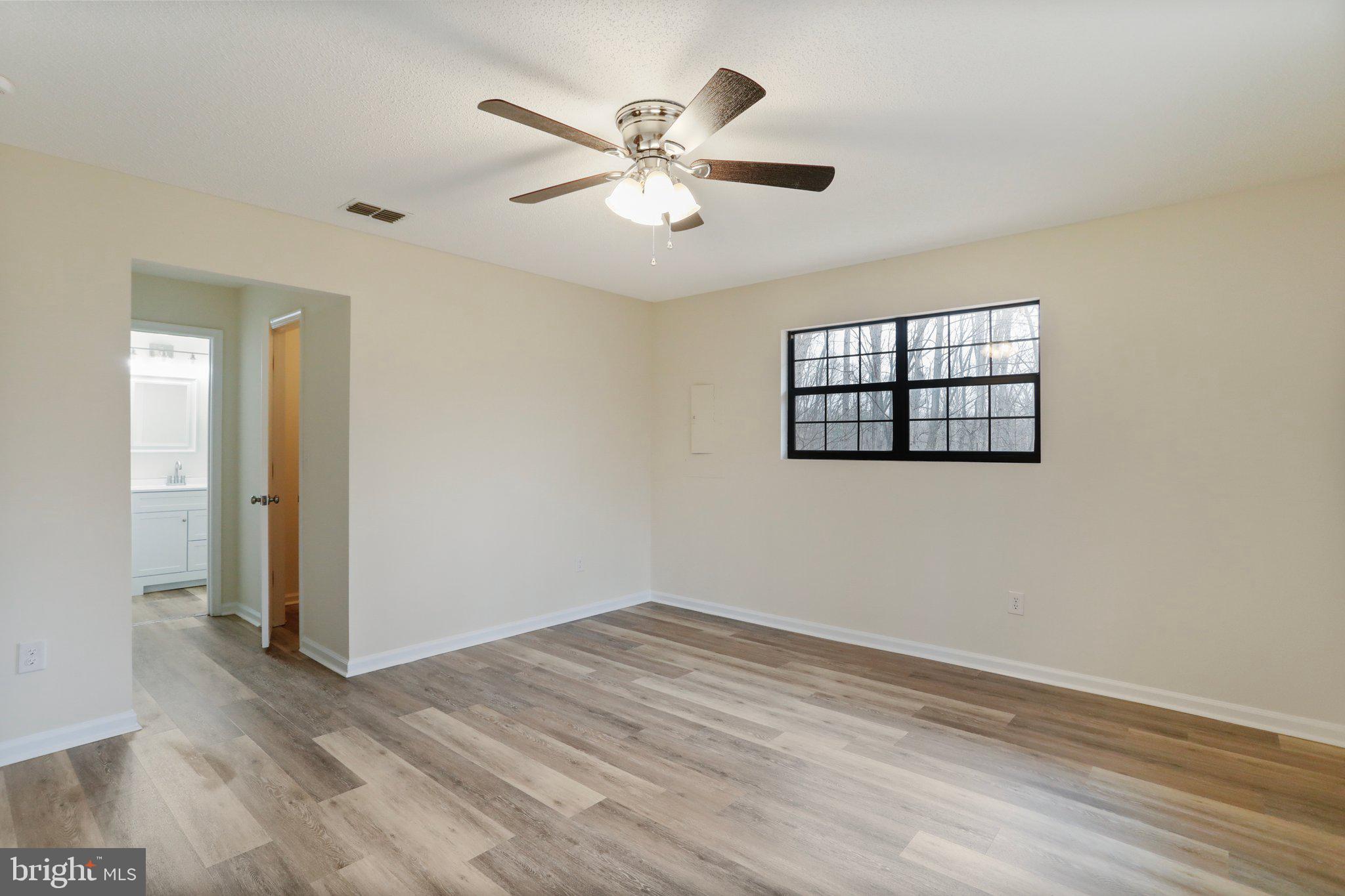 SLEEPY HOLLOW - Residential