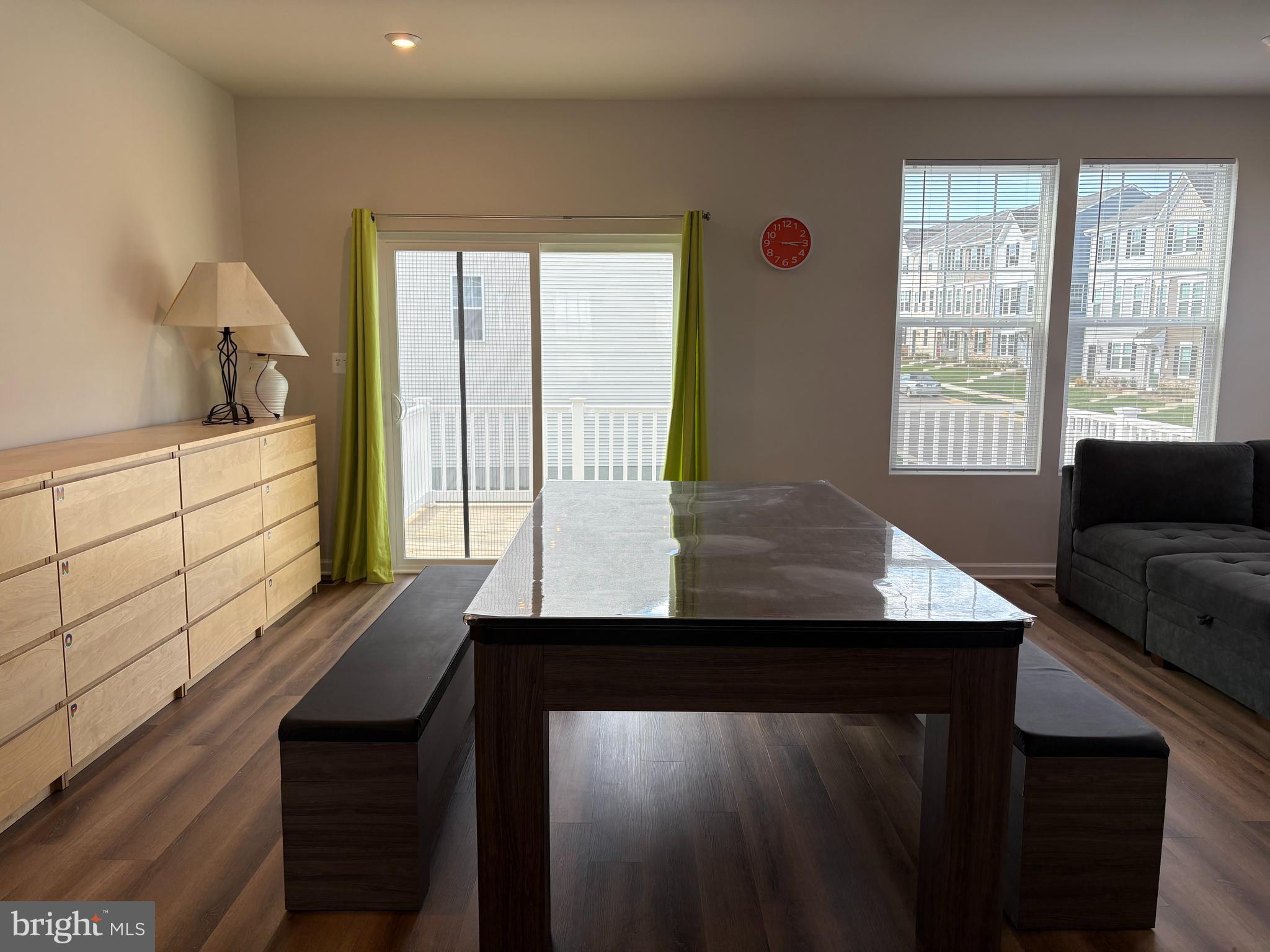 PRESIDENTS POINTE - Residential Lease