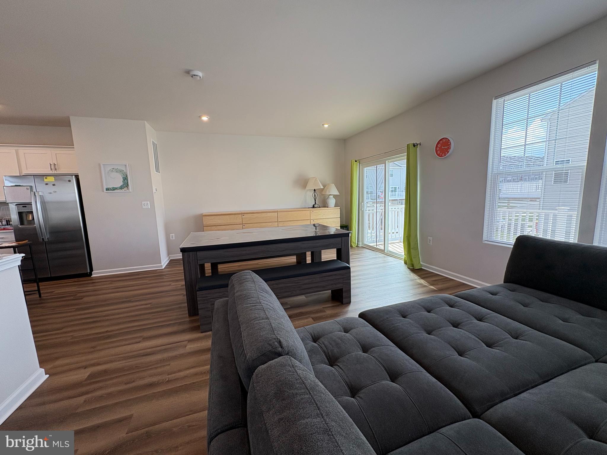 PRESIDENTS POINTE - Residential Lease